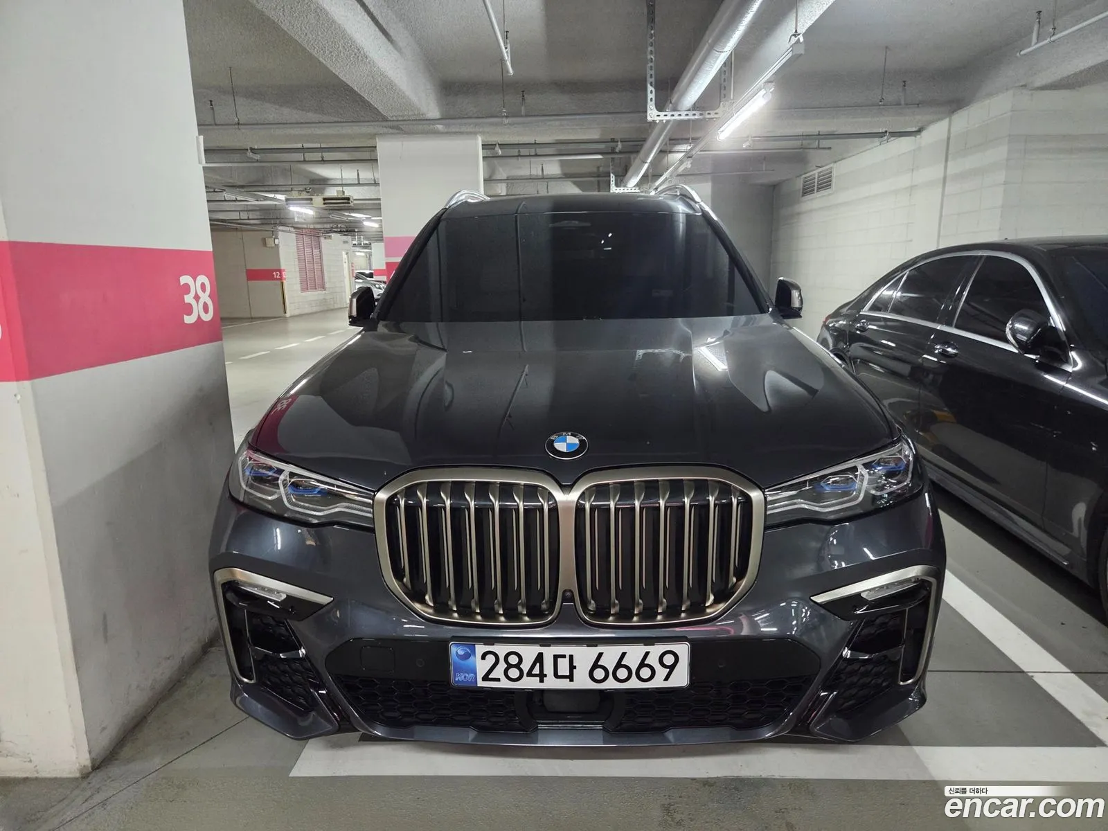 BMW X7 2021 — 4
