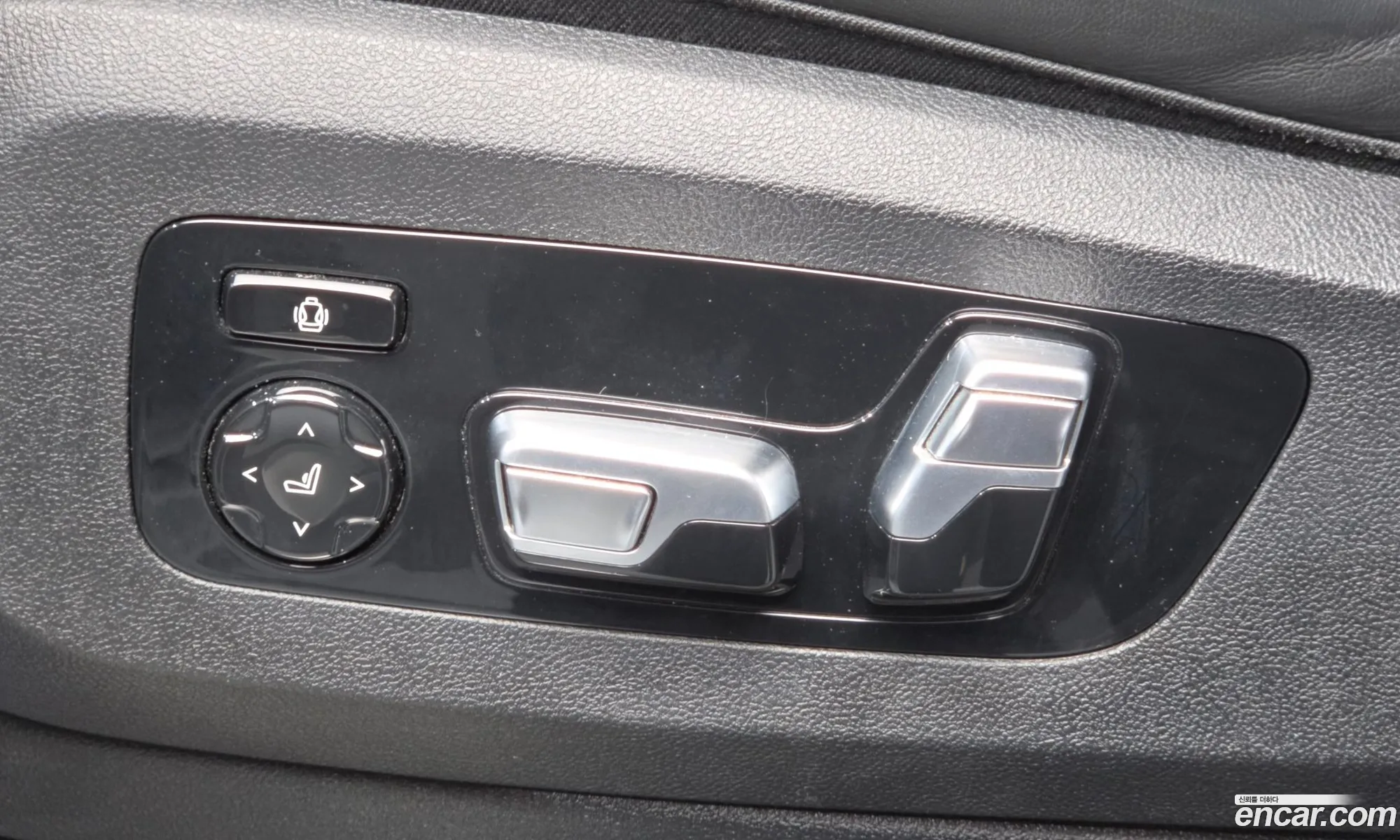 BMW X7 2020 WBACW8106L9D05107 — 28