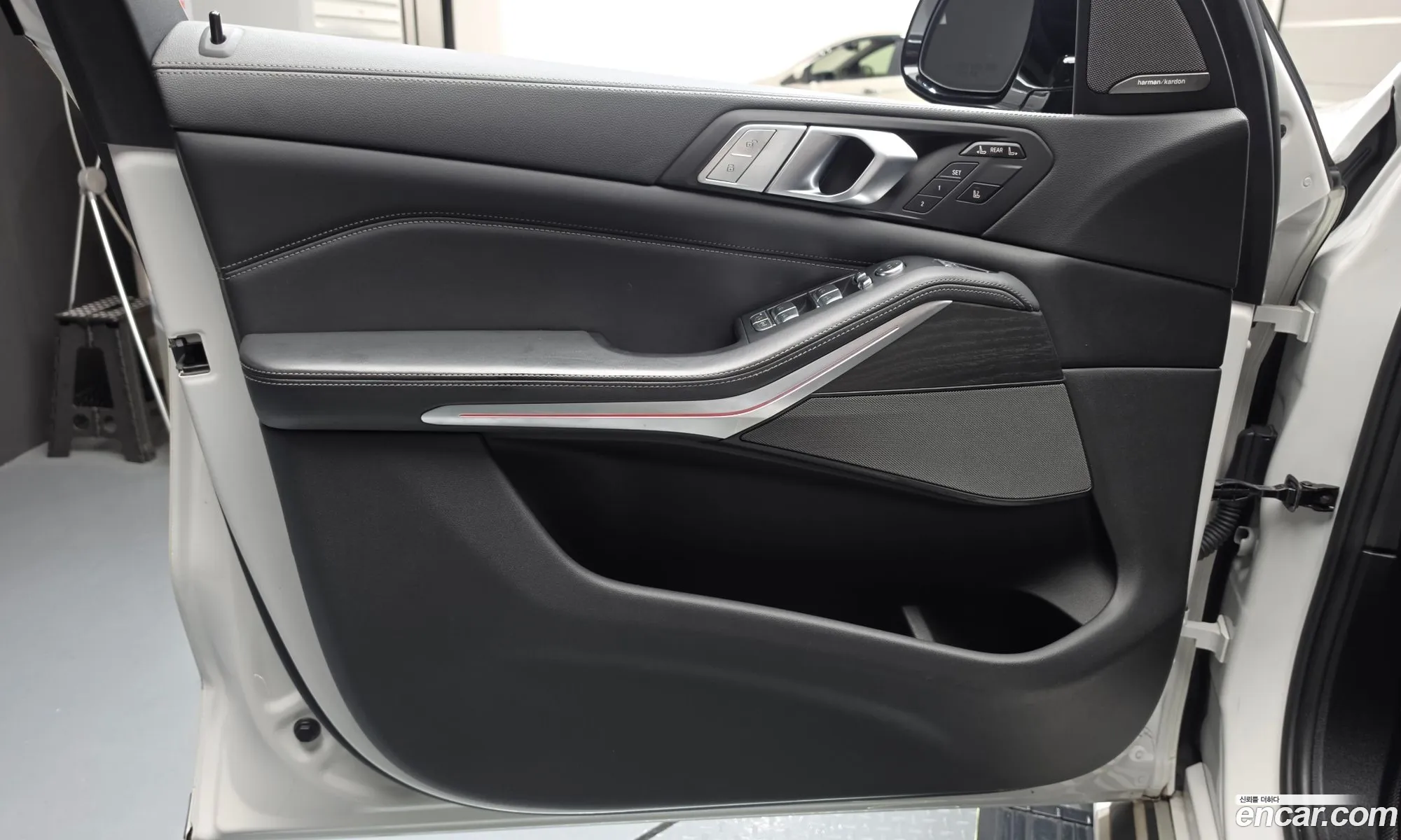 BMW X7 2020 WBACW8106L9D05107 — 9