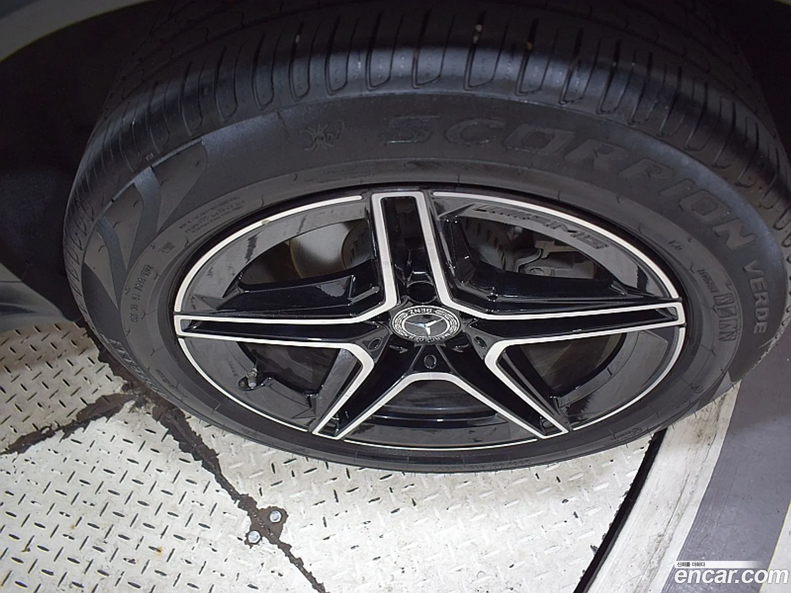 Mercedes-Benz GLC-Class X253 2022 — 14
