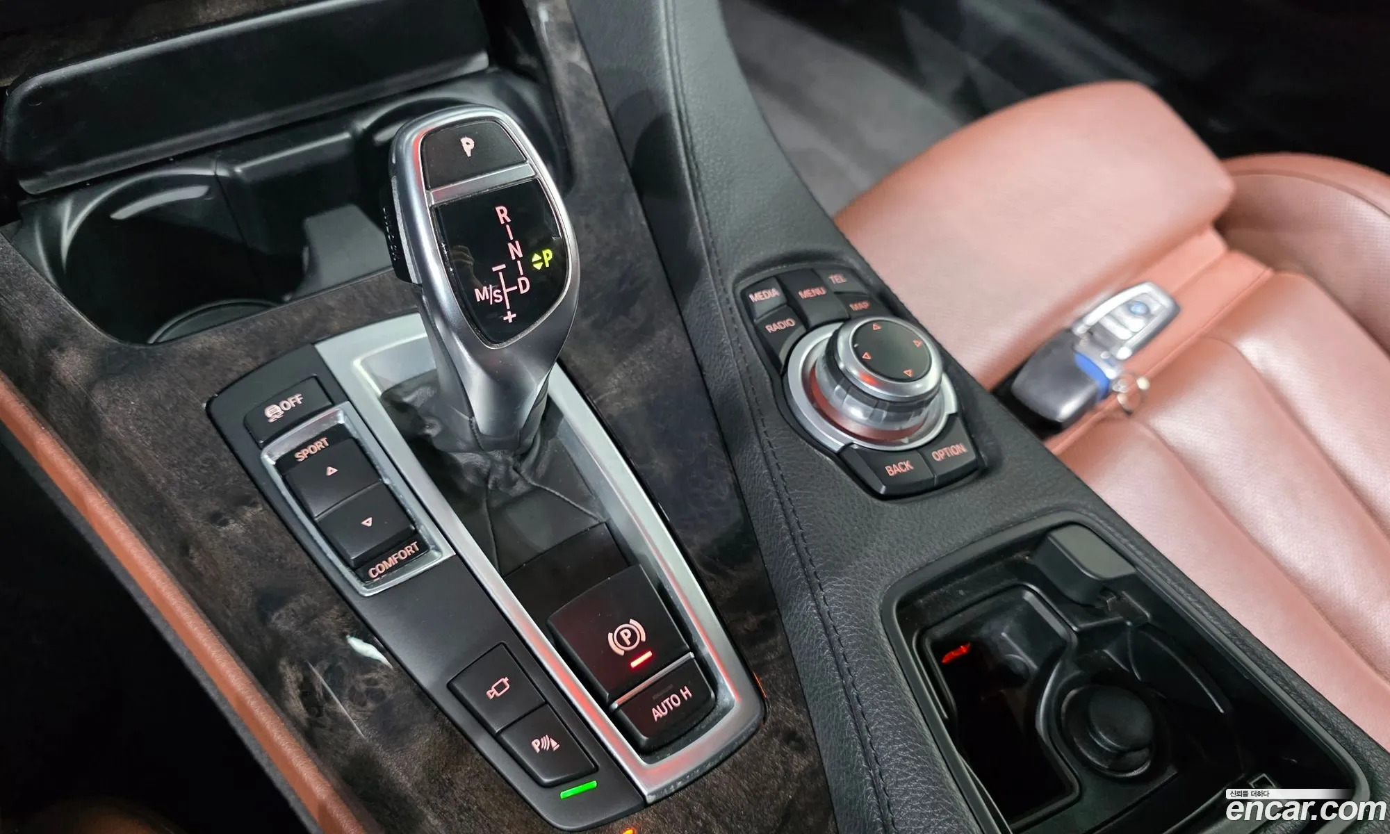 BMW 6 Series 2012 — 14
