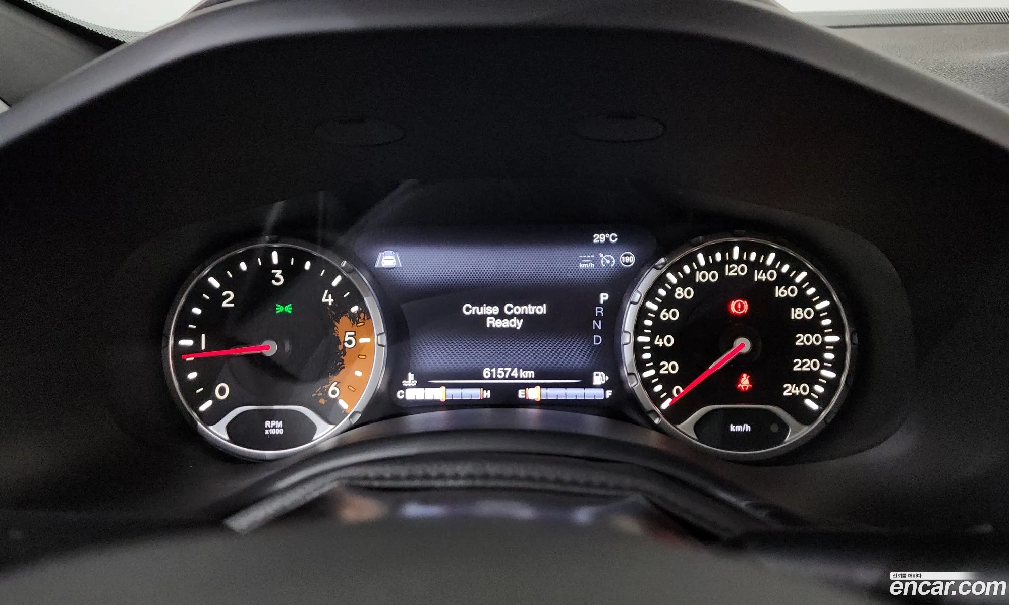 Jeep Renegade 2018 1C4BU0000JPH93429 — 13