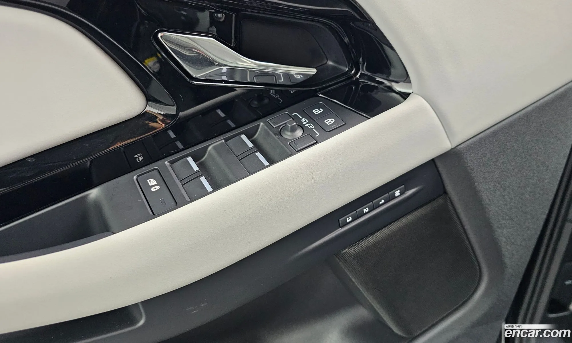 Land Rover Range Rover Evoque 2025 SALZA2BX4SH265396 — 3