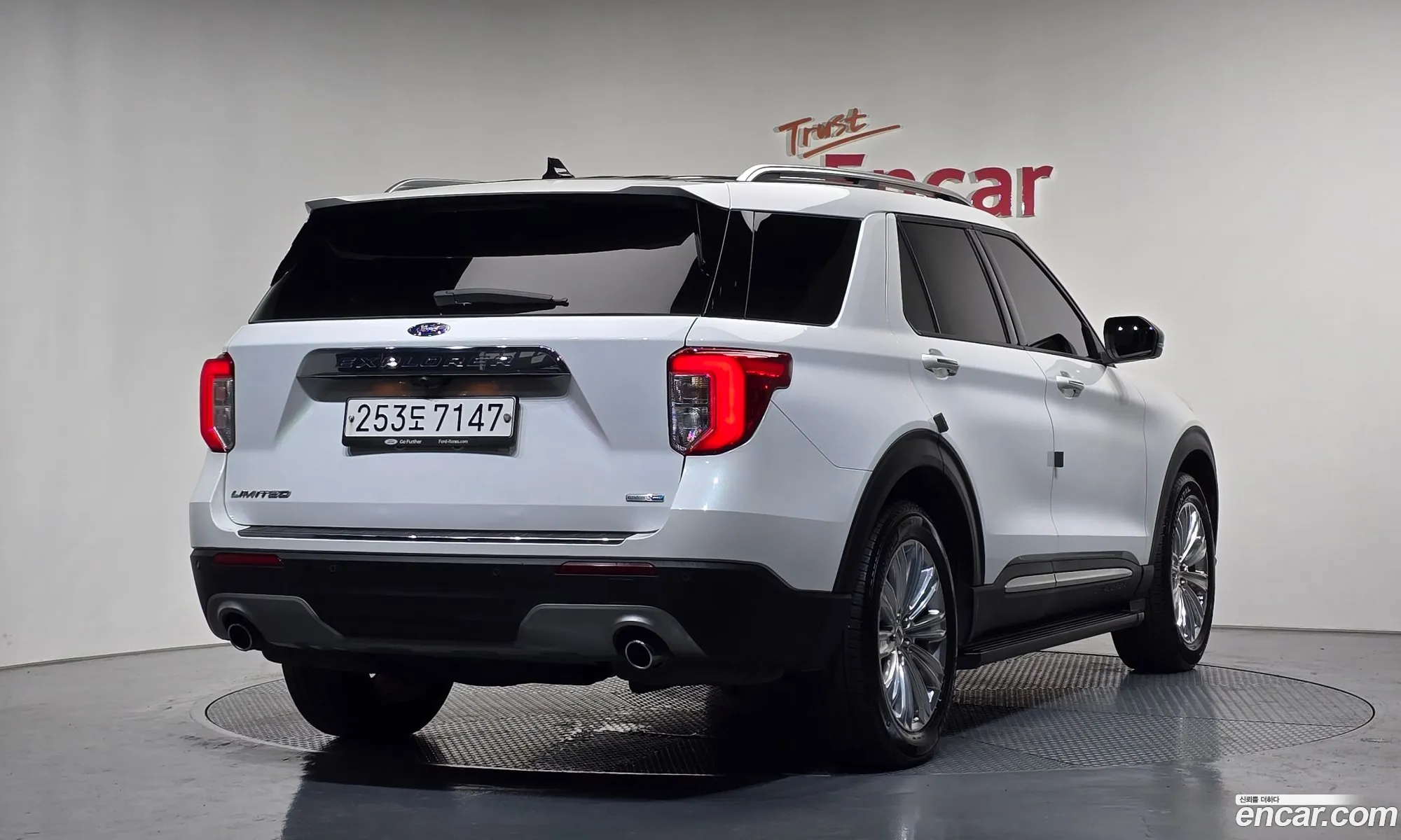 Ford Explorer 6th Gen 2020 — 13