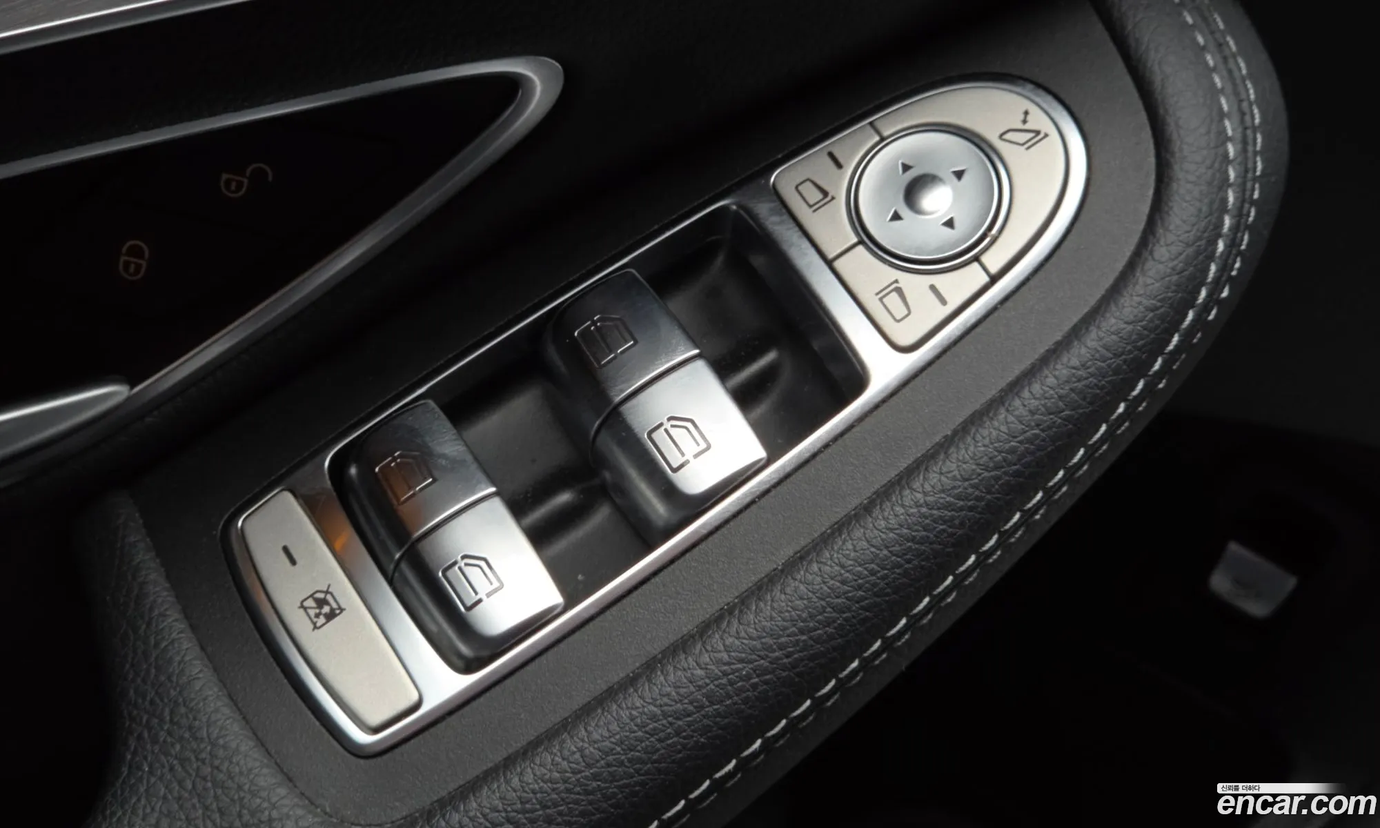 Mercedes-Benz C-Class W205 2020 — 17