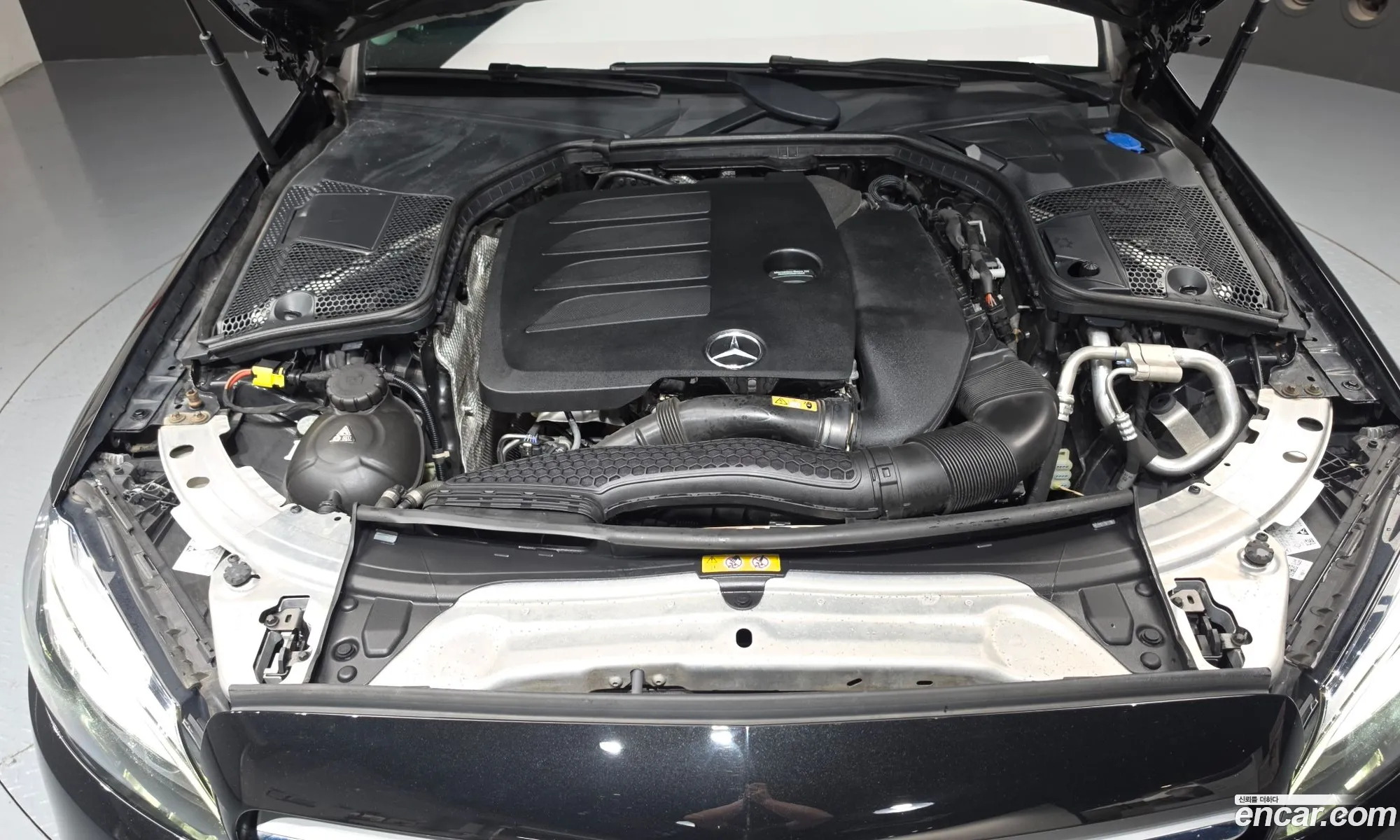 Mercedes-Benz C-Class W205 2020 — 13