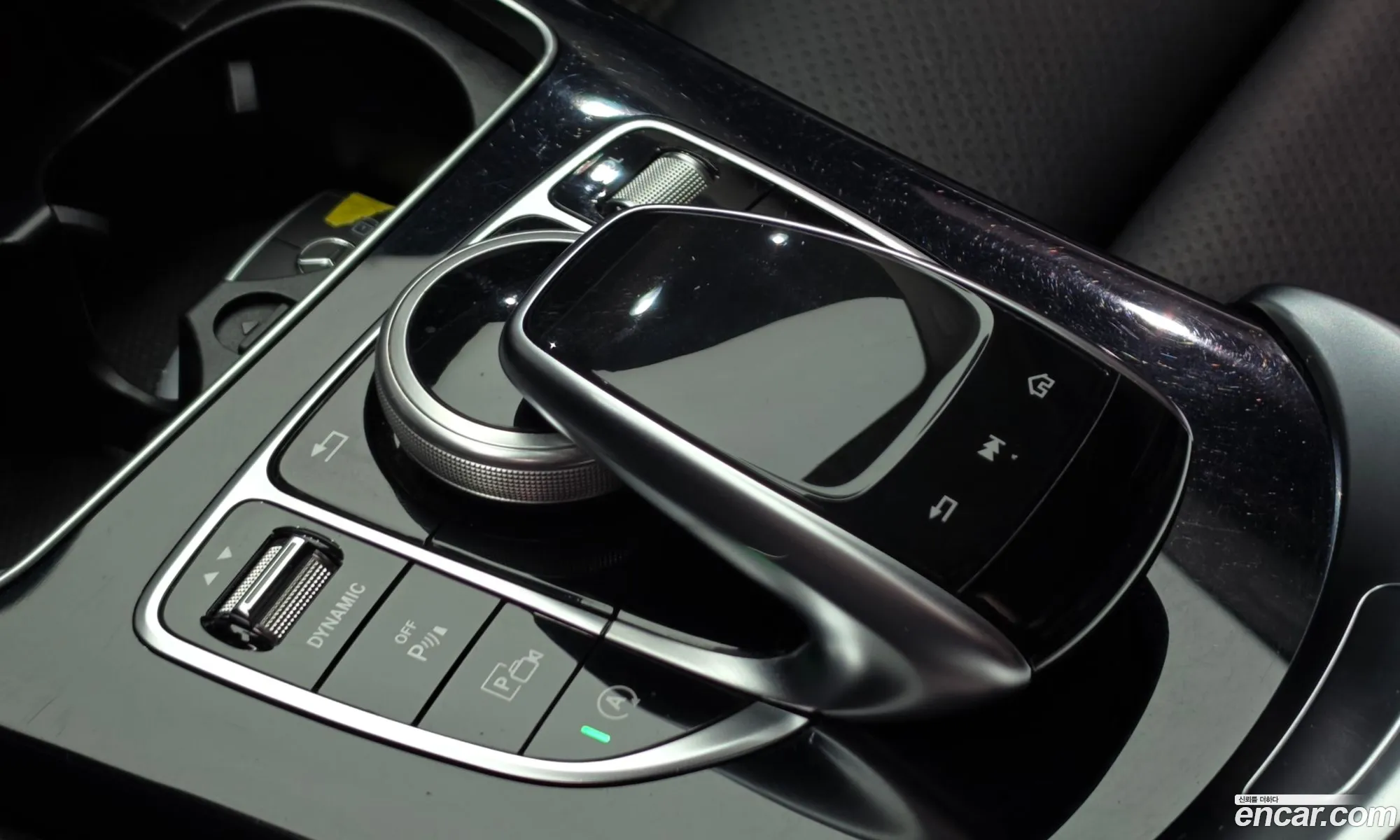 Mercedes-Benz C-Class W205 2020 — 11