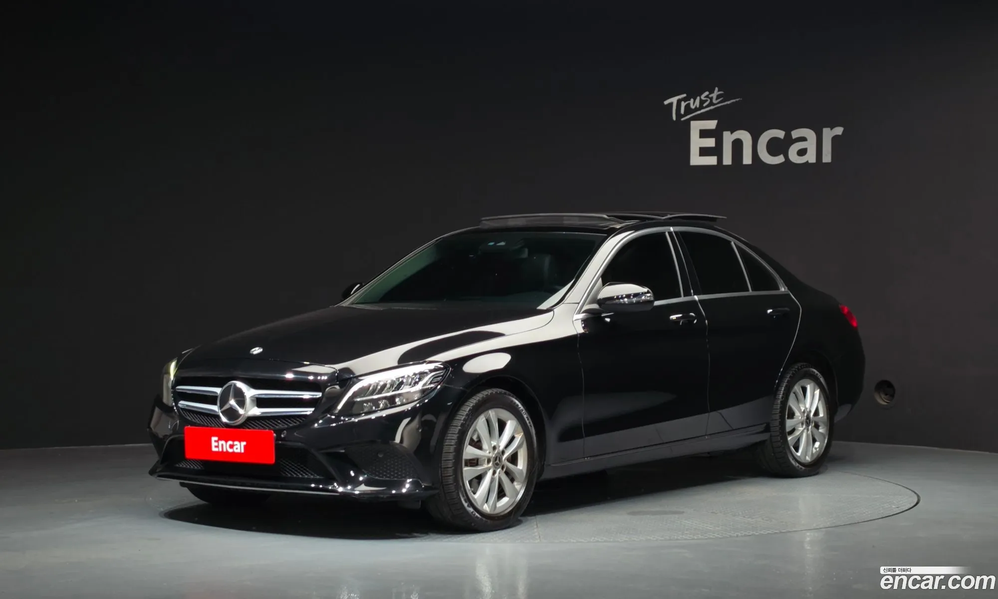 Mercedes-Benz C-Class W205 2020 — 18