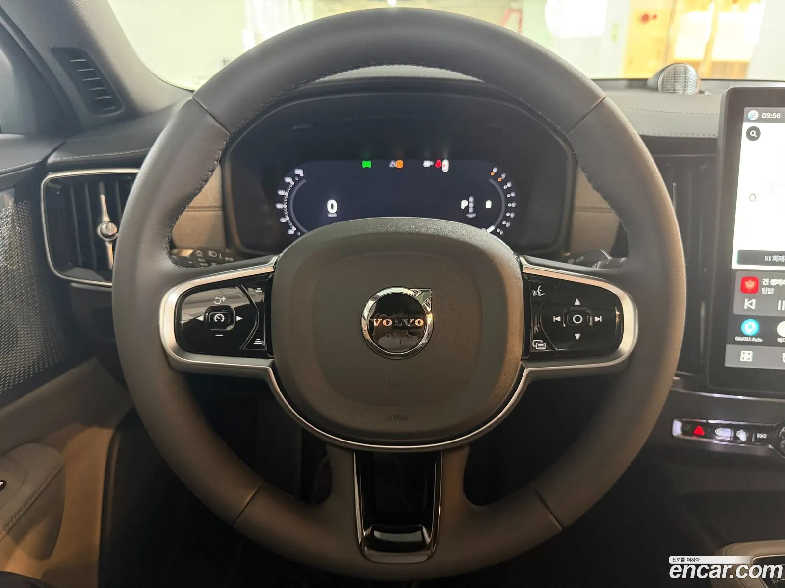 Volvo S90 2025 — 2