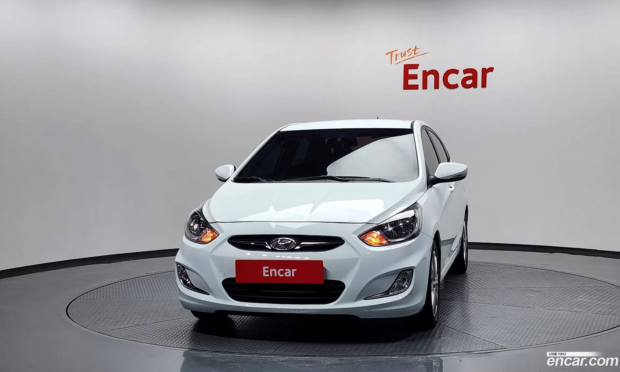 Hyundai Accent 2011 — 4