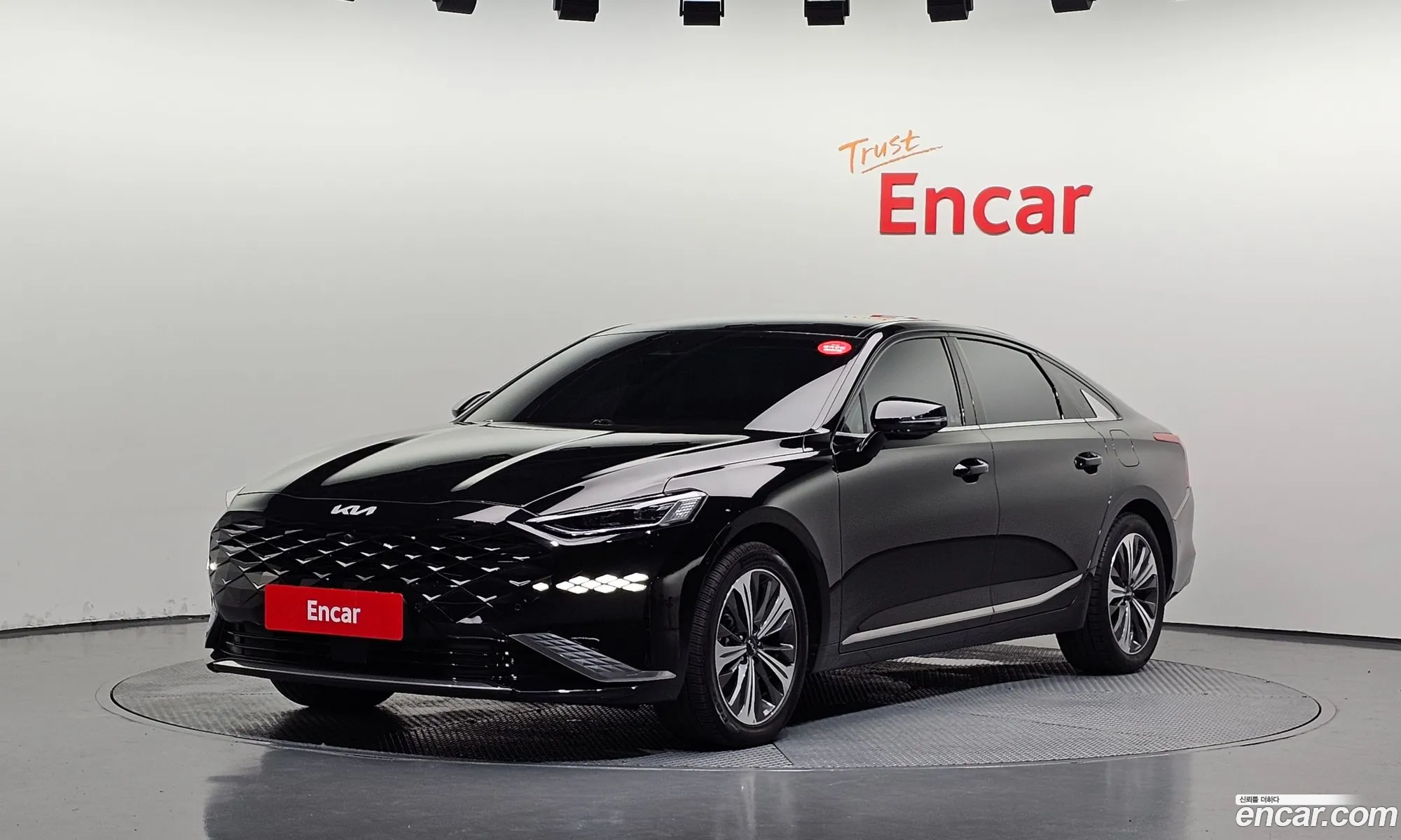 Kia K8 Hybrid 2023 — 4
