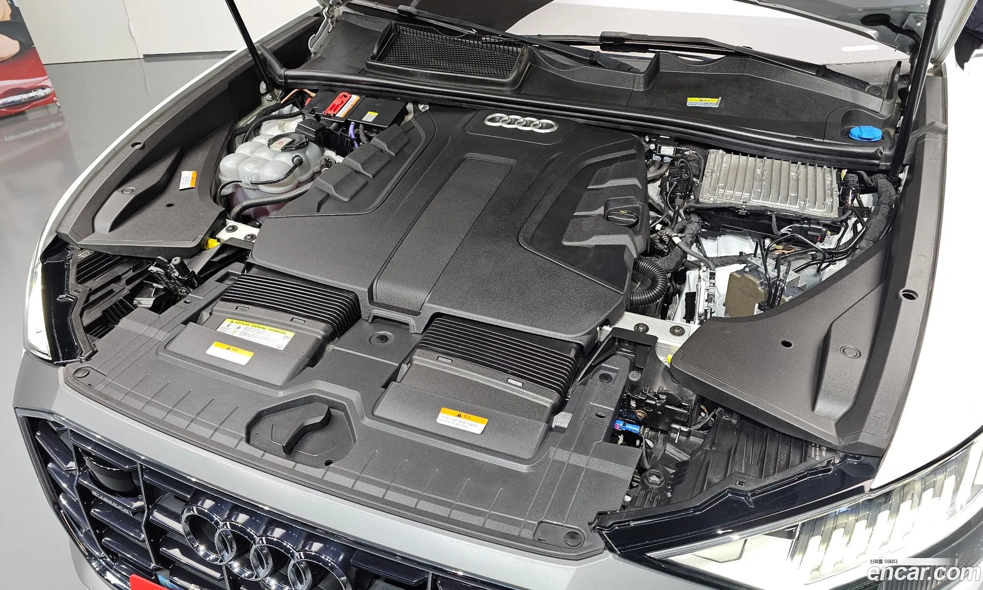 Audi Q8 2021 WAUZZZF17MD002454 — 14