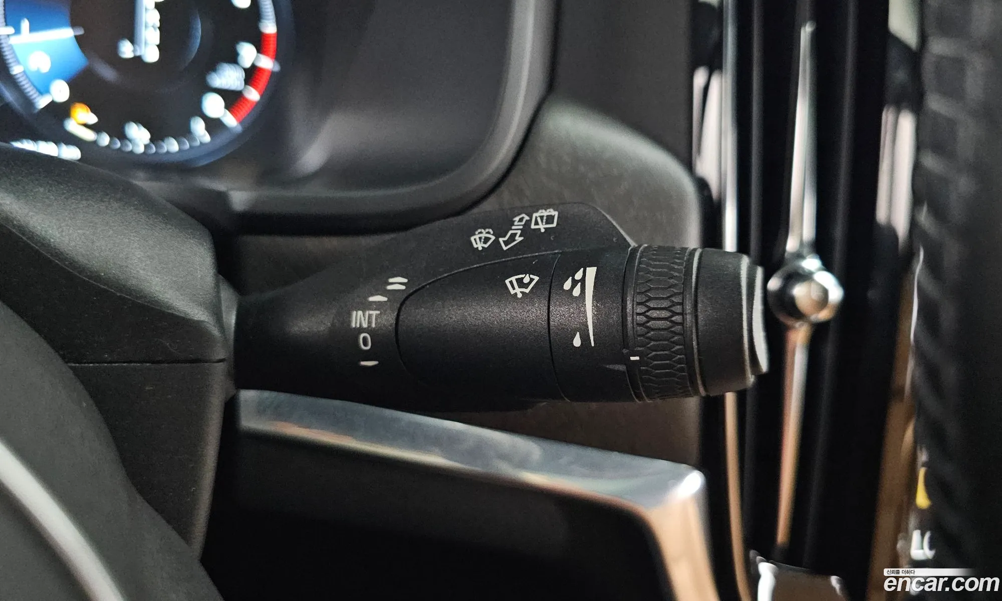 Volvo V90 Cross Country 2020 — 34