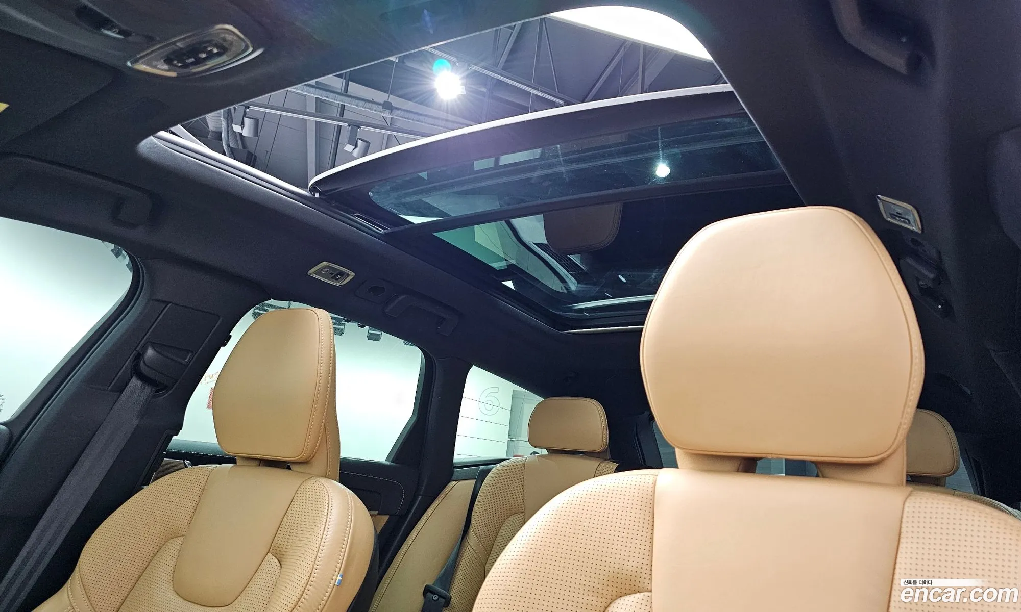 Volvo V90 Cross Country 2020 — 11