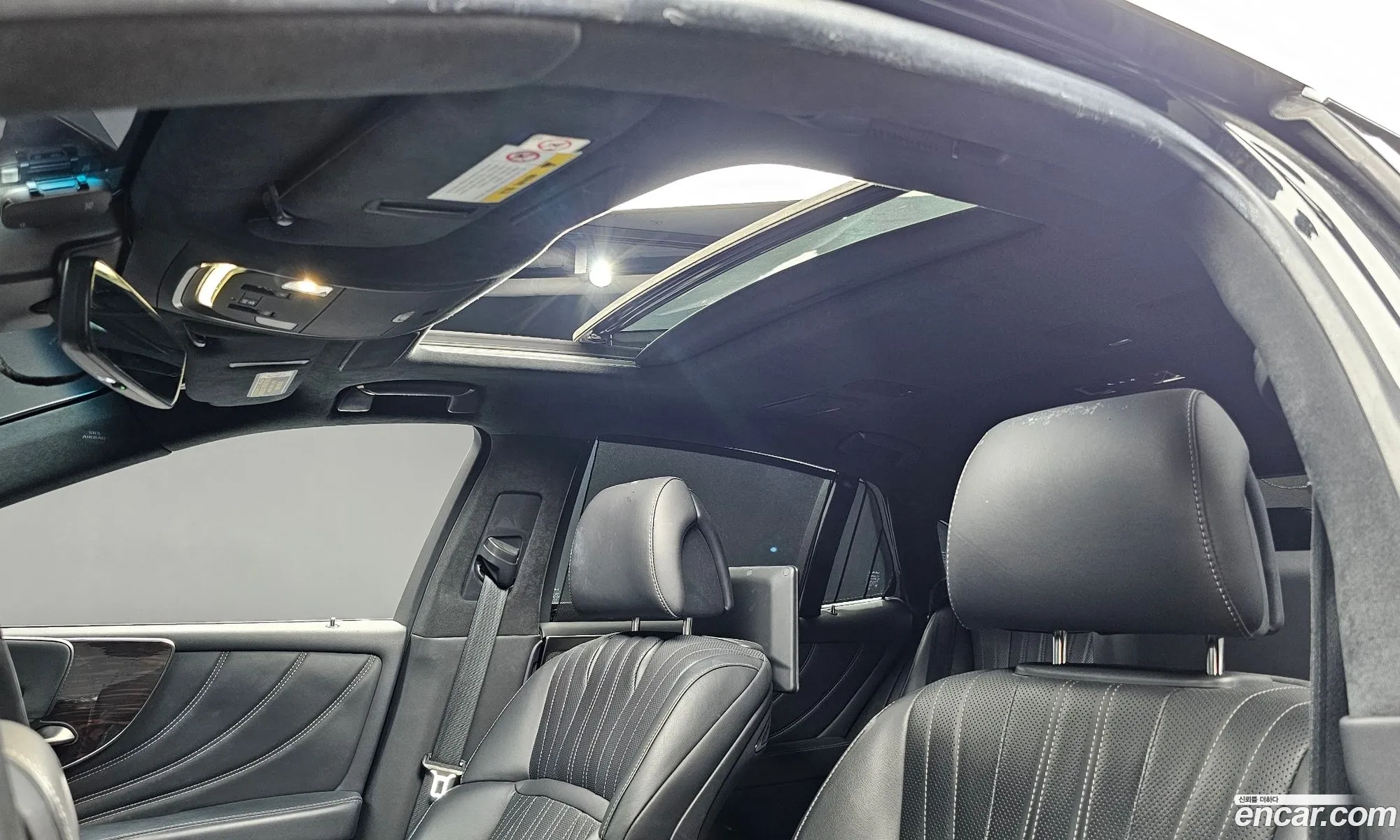 Lexus LS500h 2018 JTHCYLFF6J5000767 — 6