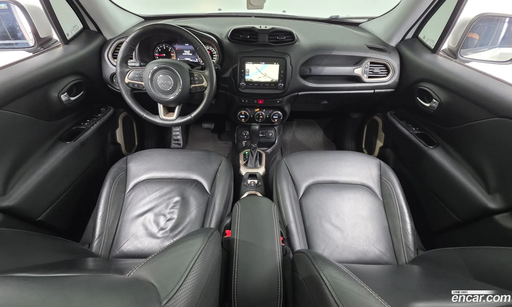 Jeep Renegade 2015 — 17