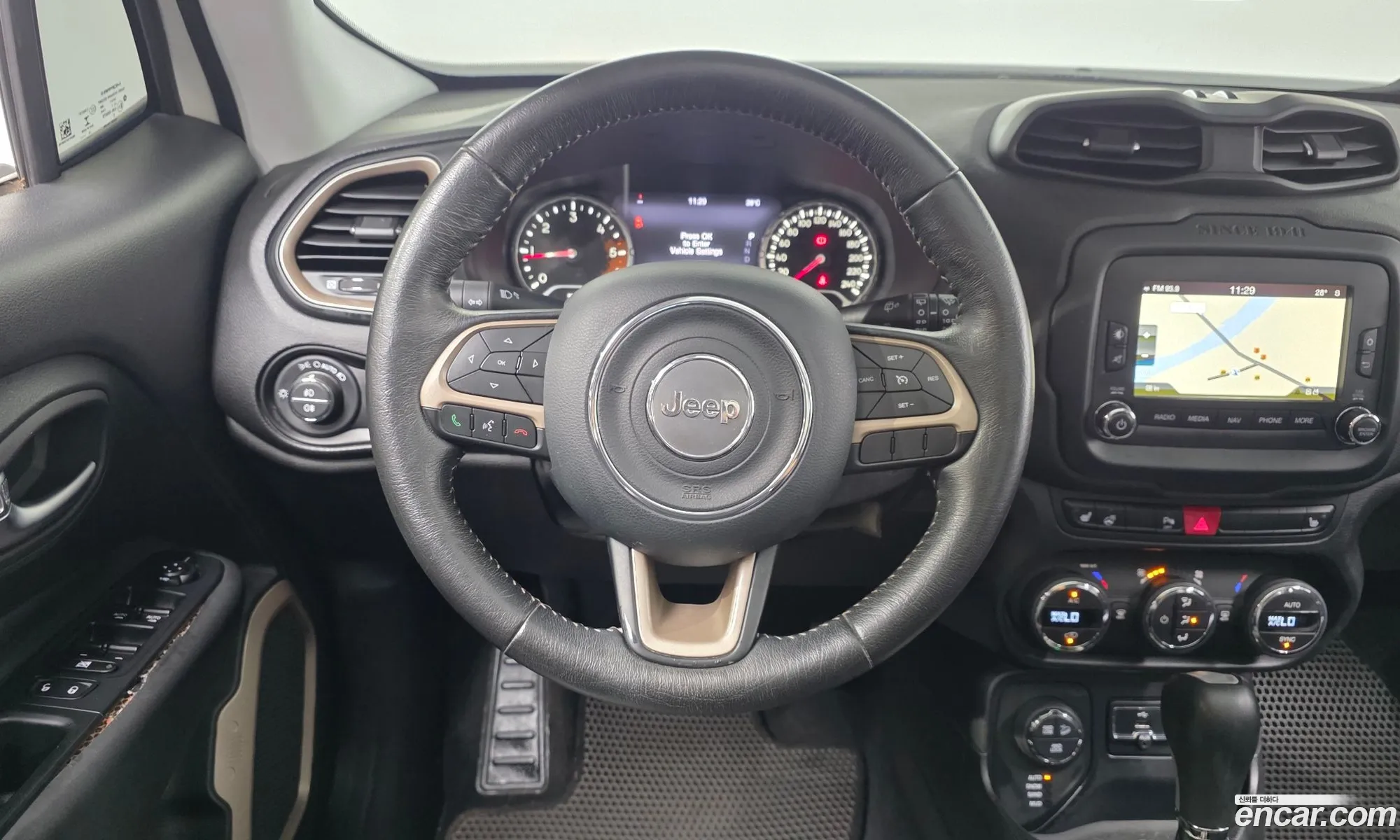 Jeep Renegade 2015 — 12