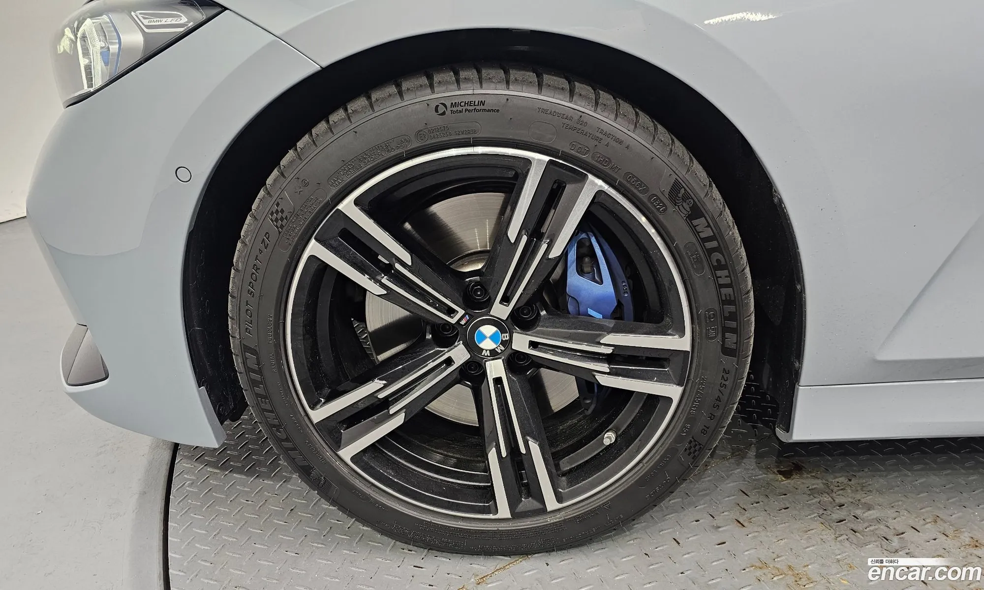 BMW 3 Series 2025 WBA11FF00TFV50311 — 8