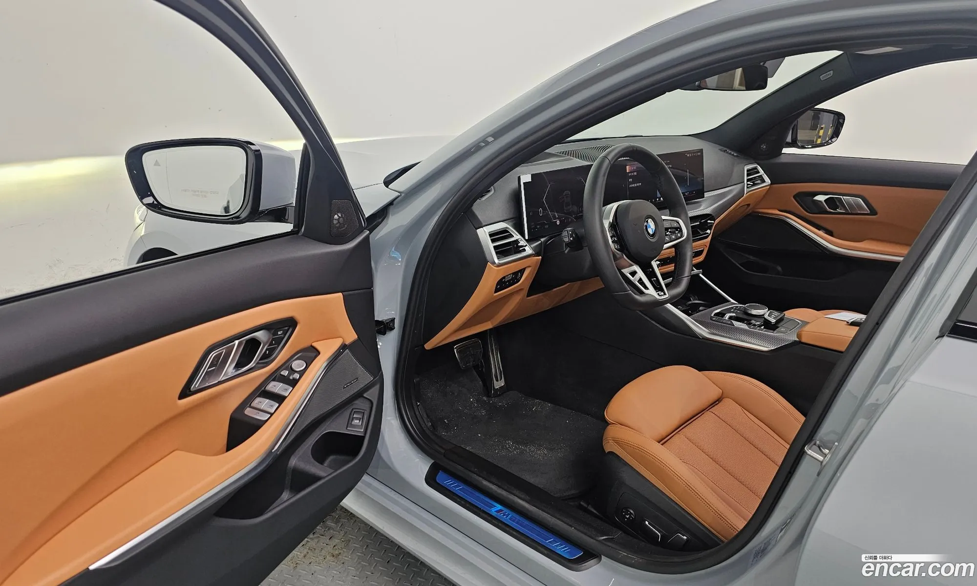 BMW 3 Series 2025 WBA11FF00TFV50311 — 4