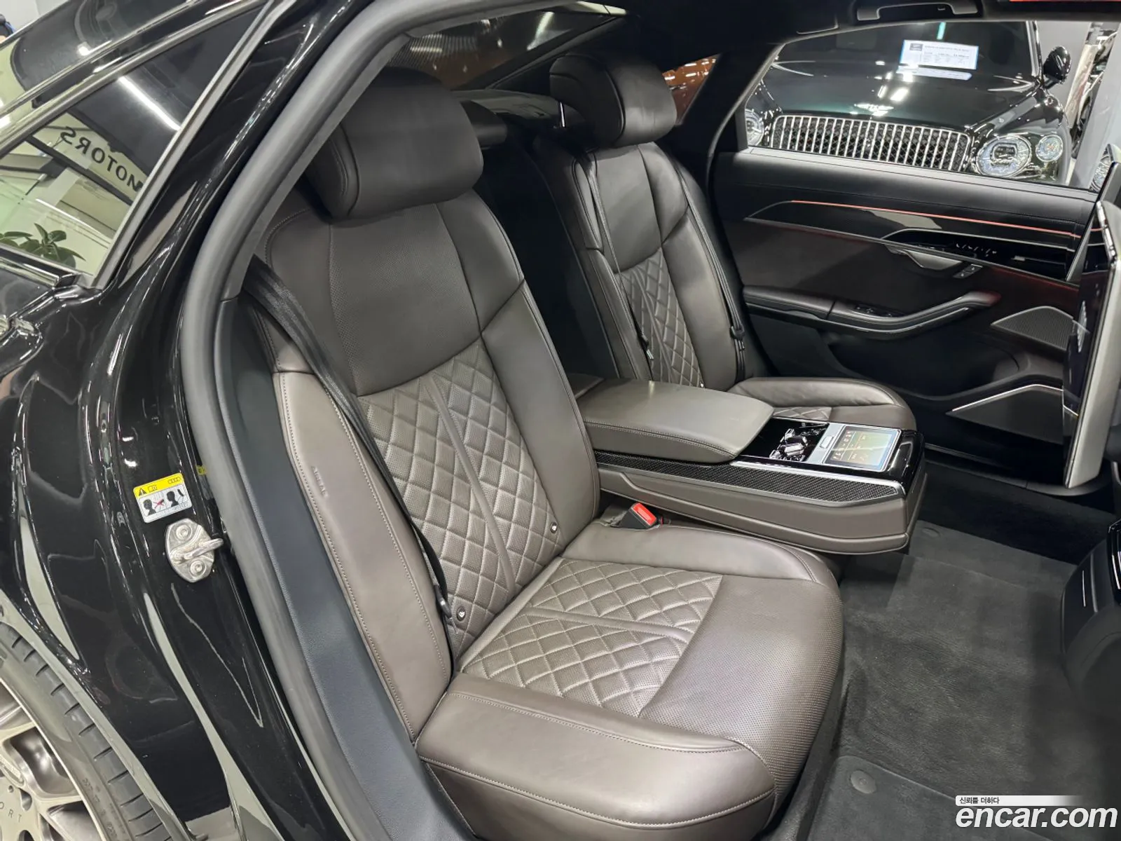 Audi S8 2021 — 4