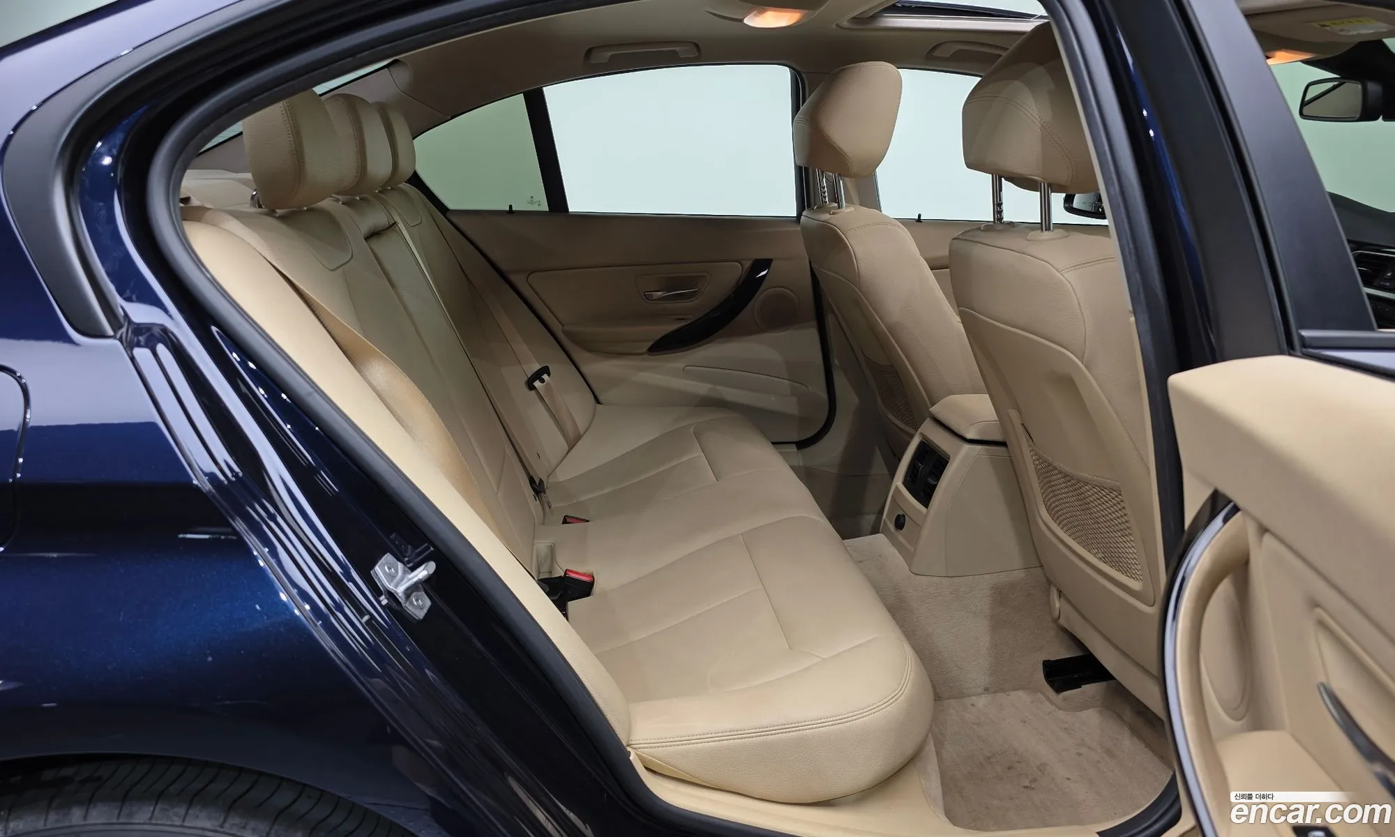 BMW 3 Series 2016 WBA8C9105GK652296 — 17