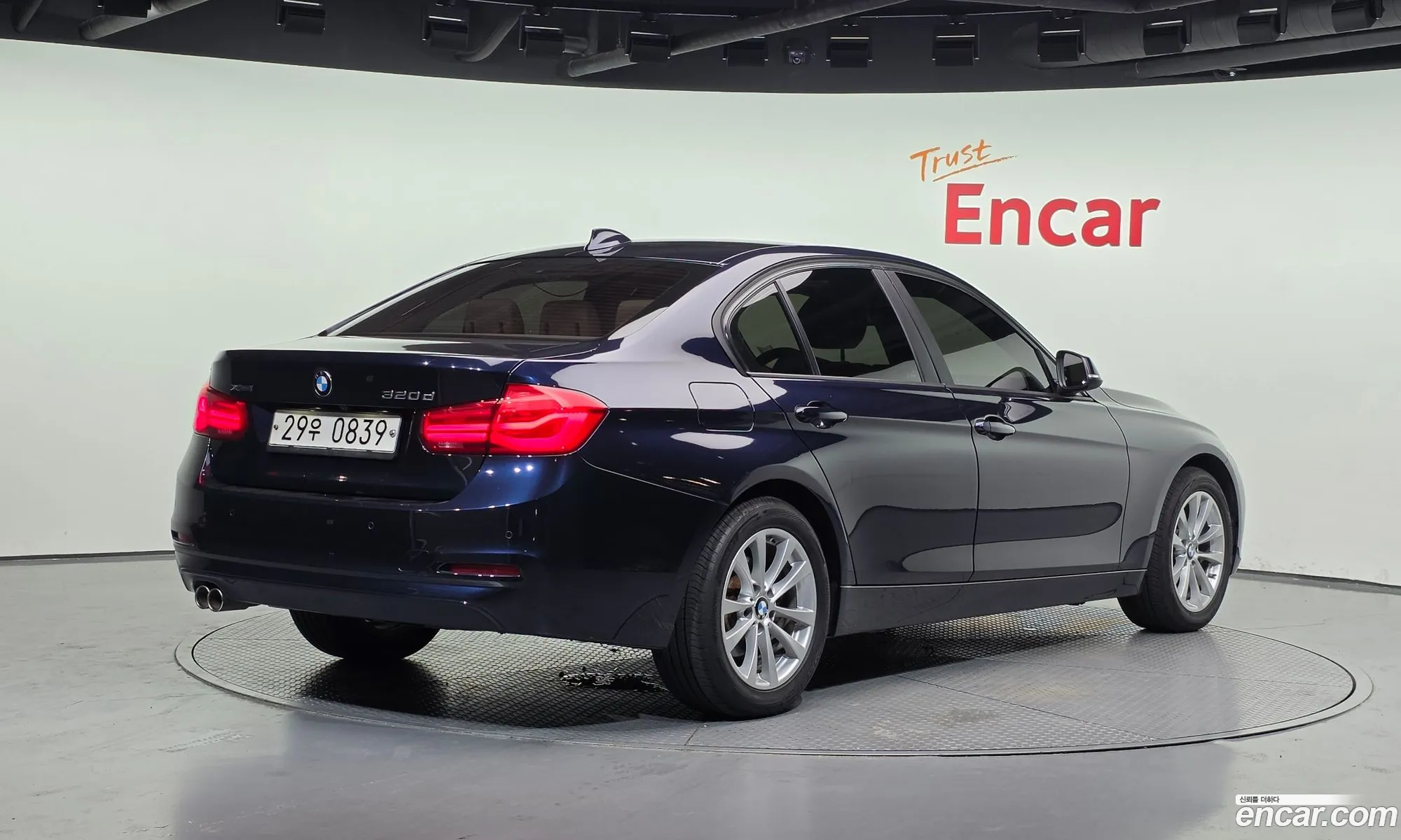 BMW 3 Series 2016 WBA8C9105GK652296 — 3