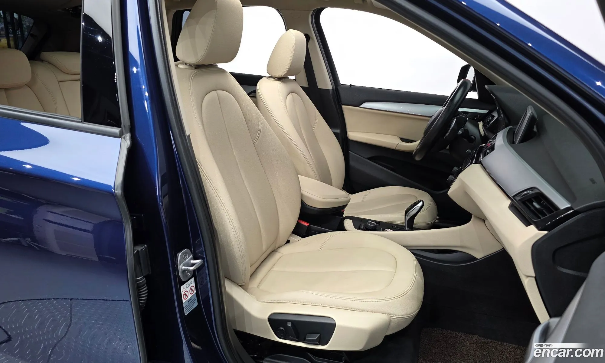 BMW X1 2018 WBAJJ1107JEF61533 — 2