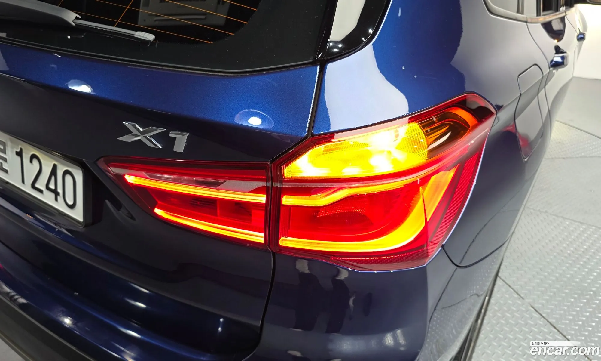 BMW X1 2018 WBAJJ1107JEF61533 — 11