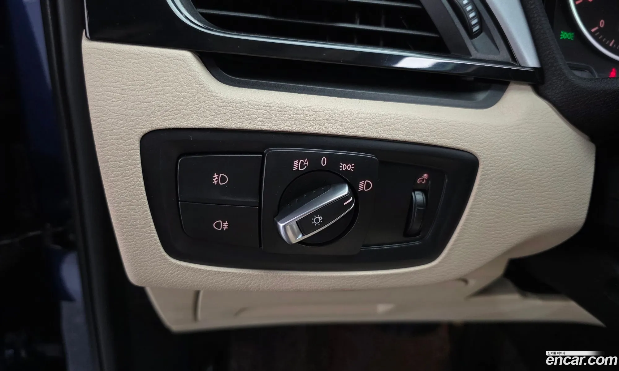 BMW X1 2018 WBAJJ1107JEF61533 — 21