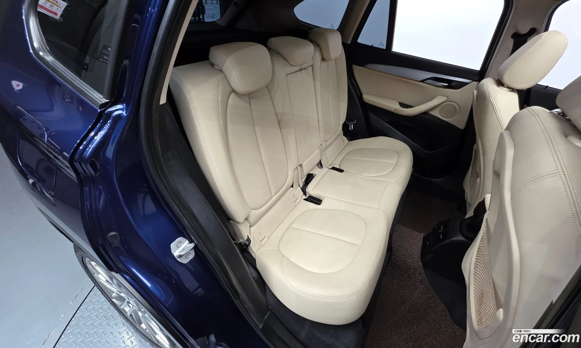 BMW X1 2018 WBAJJ1107JEF61533 — 15