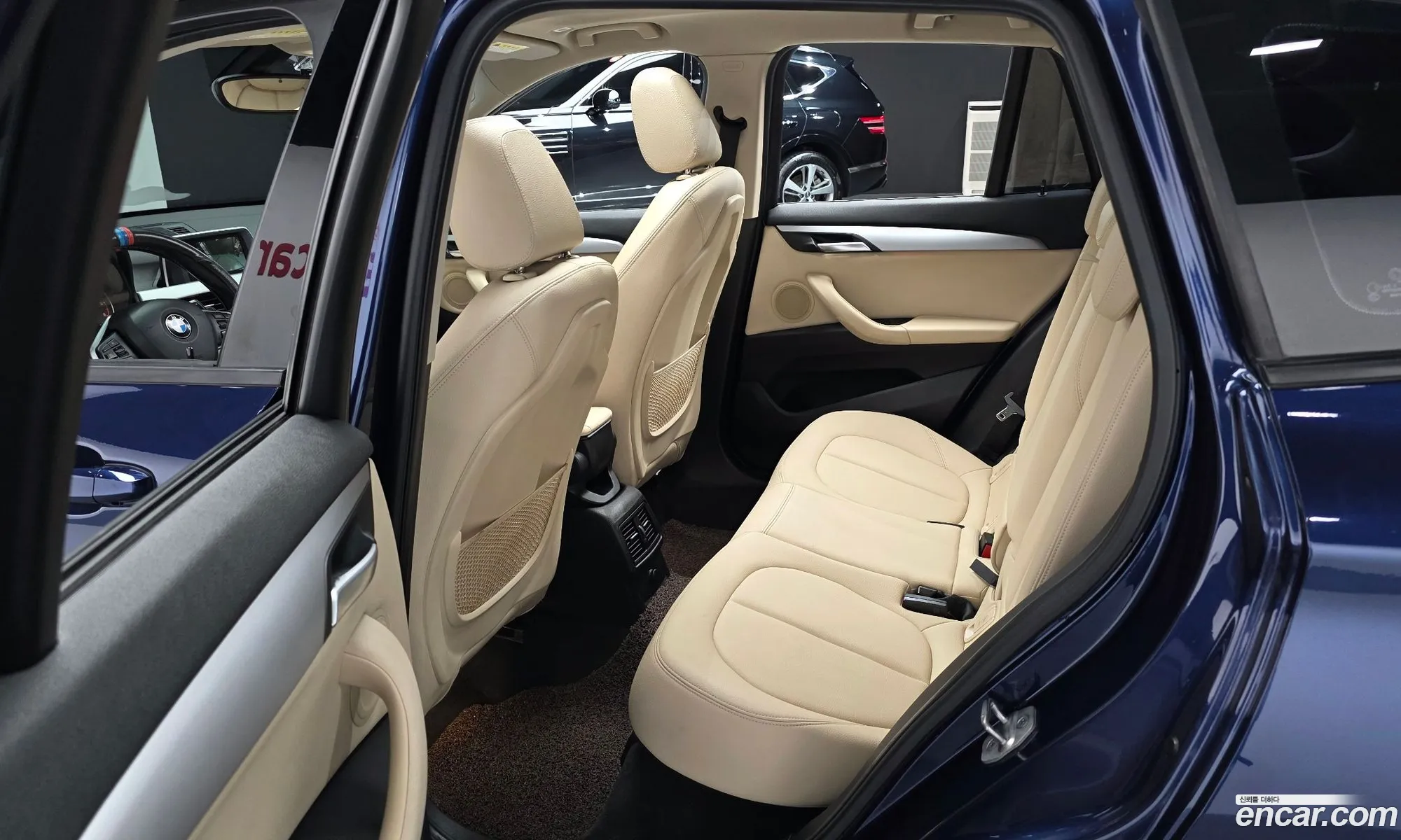 BMW X1 2018 WBAJJ1107JEF61533 — 9