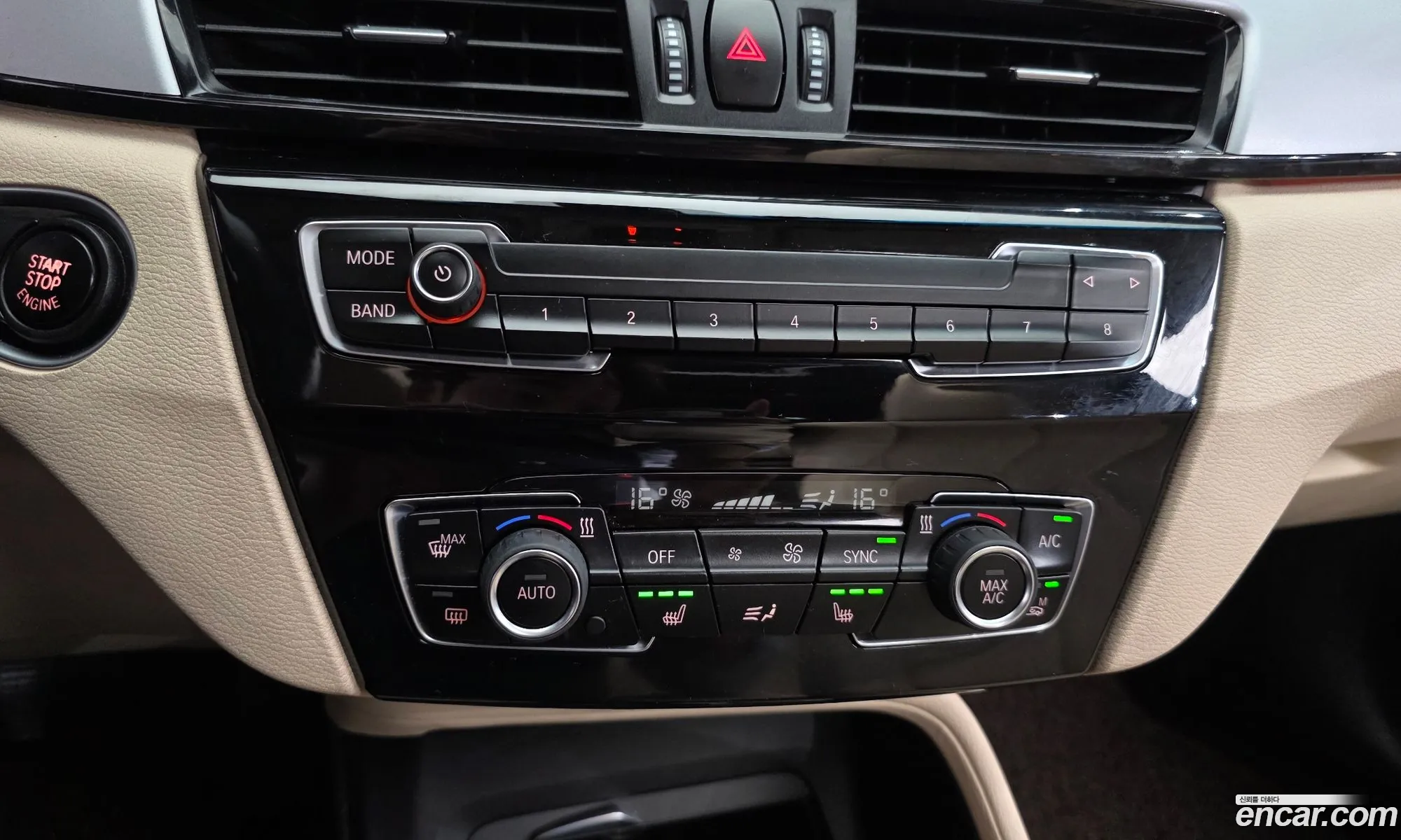 BMW X1 2018 WBAJJ1107JEF61533 — 26