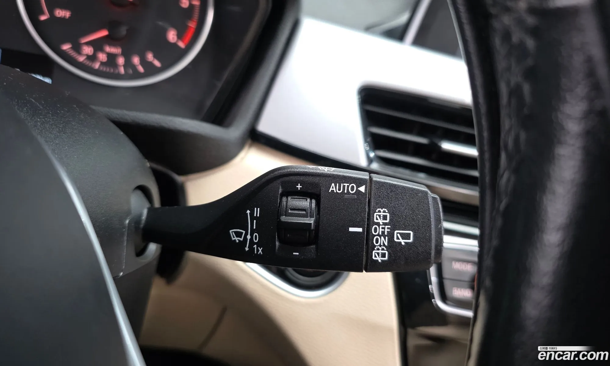 BMW X1 2018 WBAJJ1107JEF61533 — 12