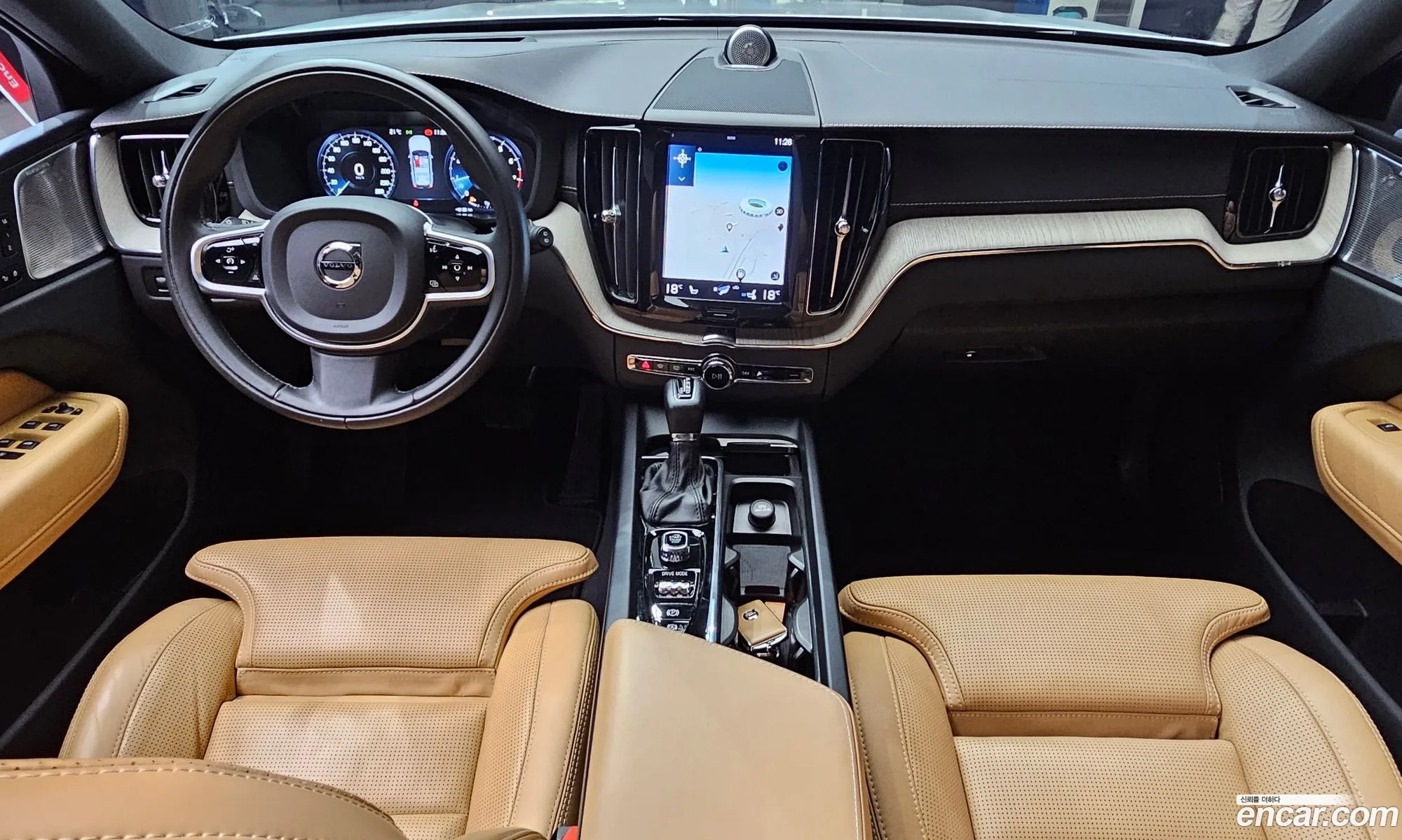 Volvo XC60 2020 — 3