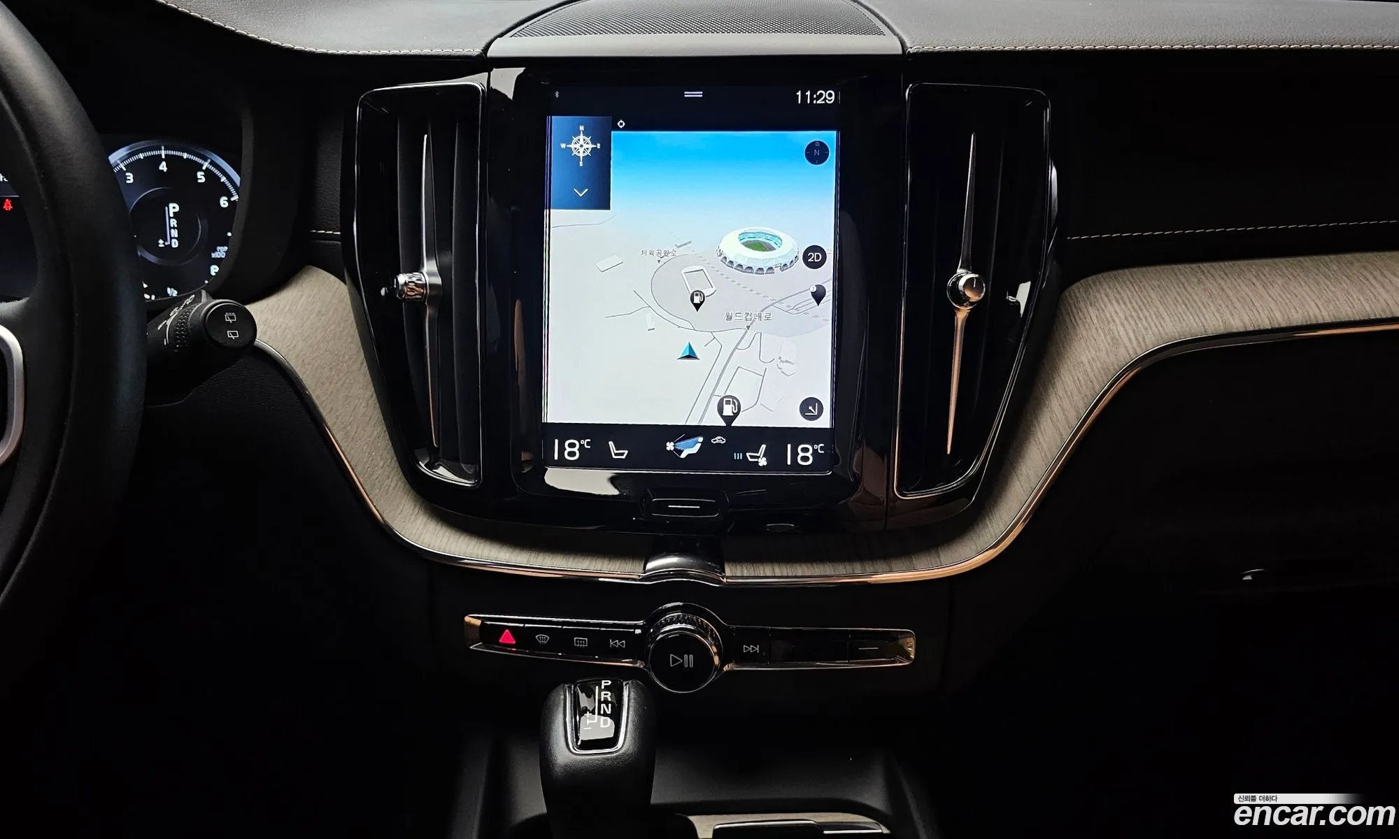 Volvo XC60 2020 — 19