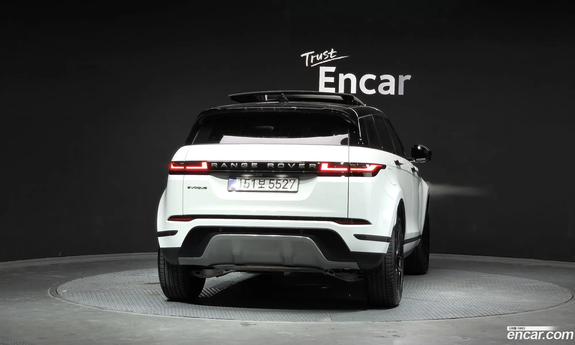 Land Rover Range Rover Evoque 2025 — 13