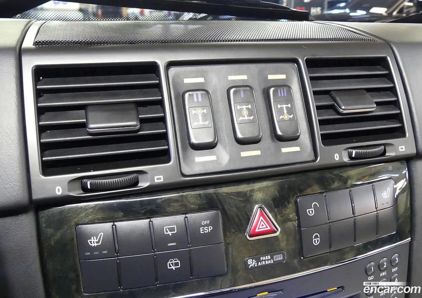 Mercedes-Benz G-Class W463 2009 — 9