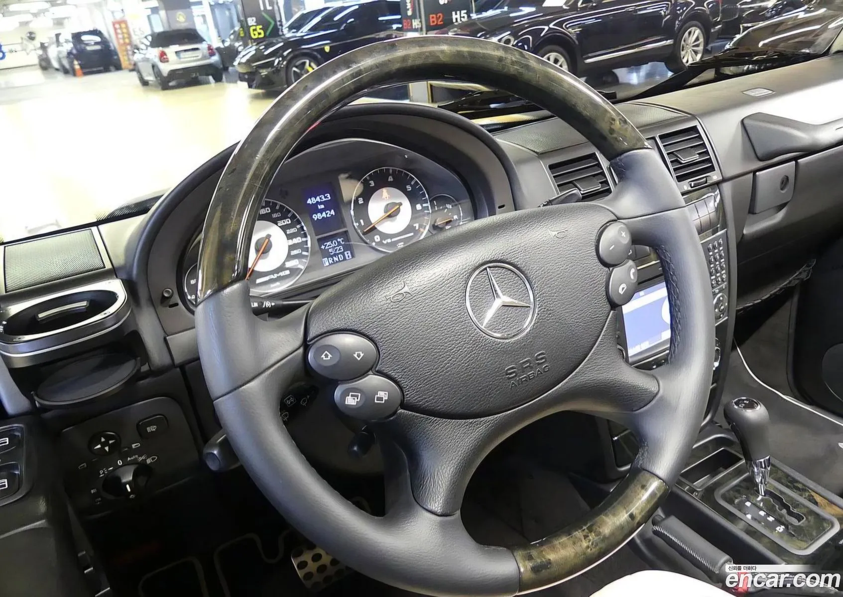 Mercedes-Benz G-Class W463 2009 — 7