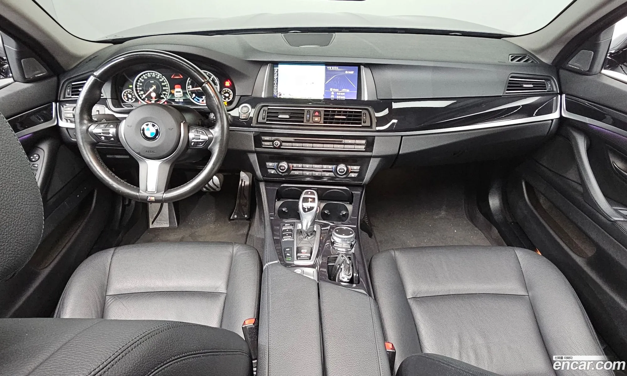 BMW 5 Series 2016 WBA5E5102GG209841 — 2