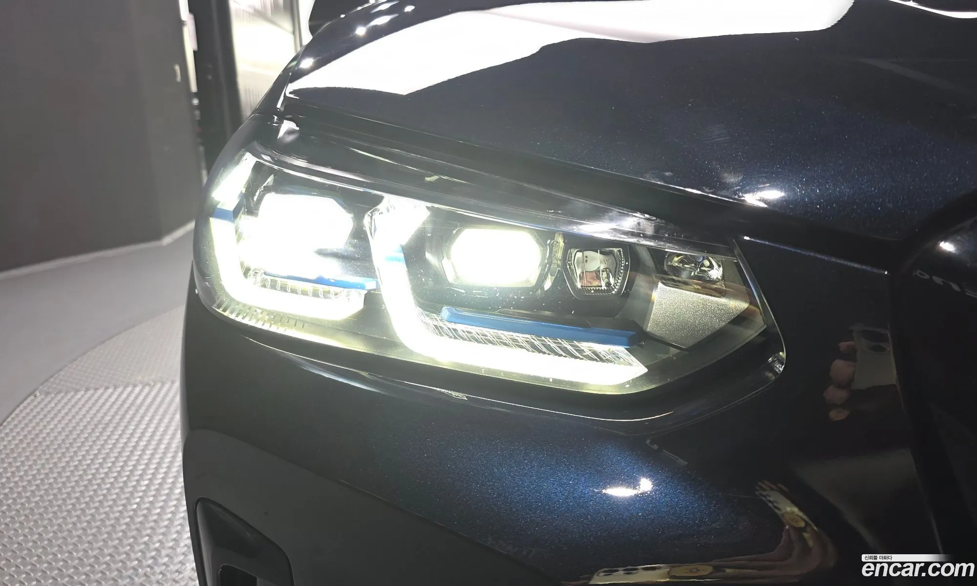 BMW iX3 2023 WBY41DU03PSA49015 — 11