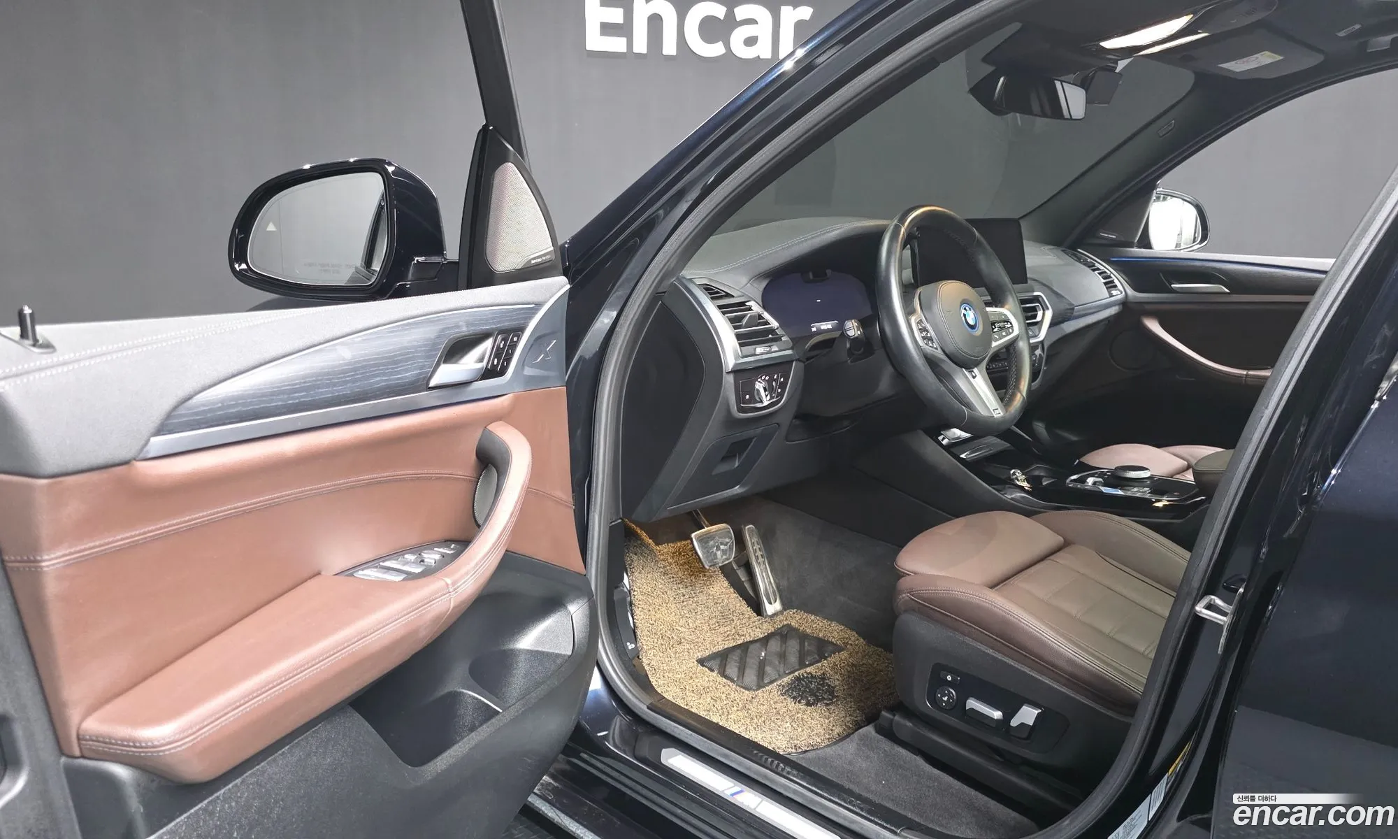 BMW iX3 2023 WBY41DU03PSA49015 — 24