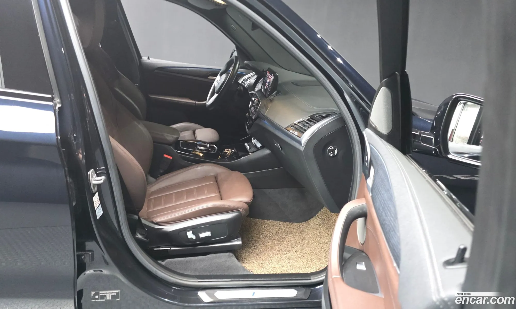 BMW iX3 2023 WBY41DU03PSA49015 — 19