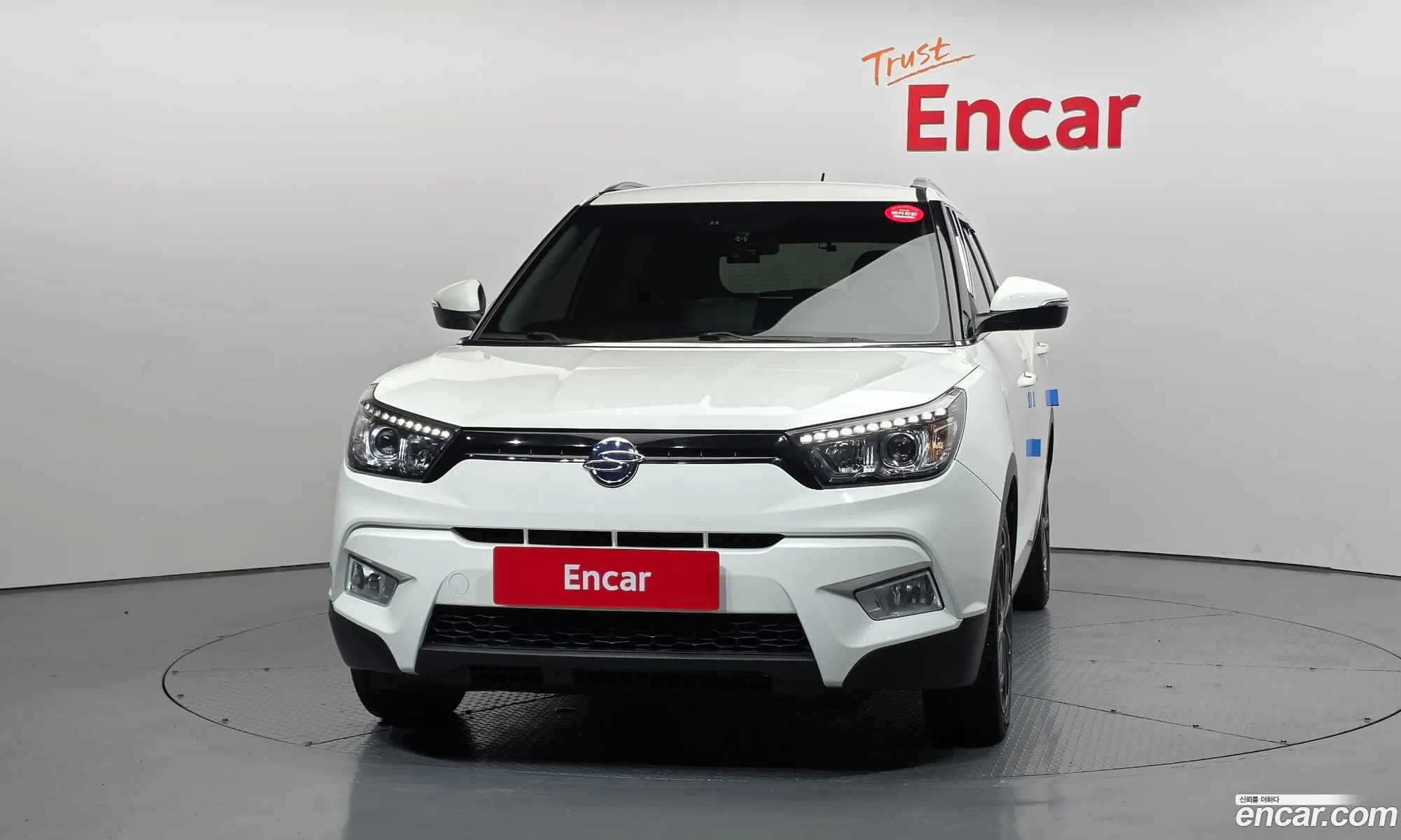 KG Mobility (SsangYong) Tivoli 2017 — 3