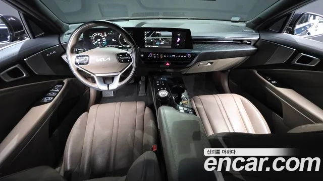 Kia K8 Hybrid 2022 — 4