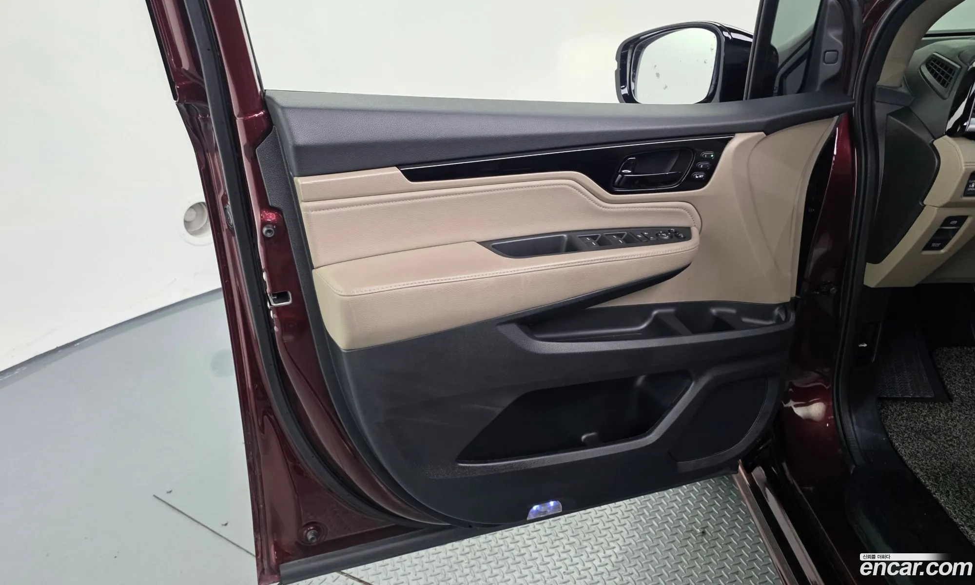 Honda Odyssey 2017 5KBRL6880JB600238 — 9