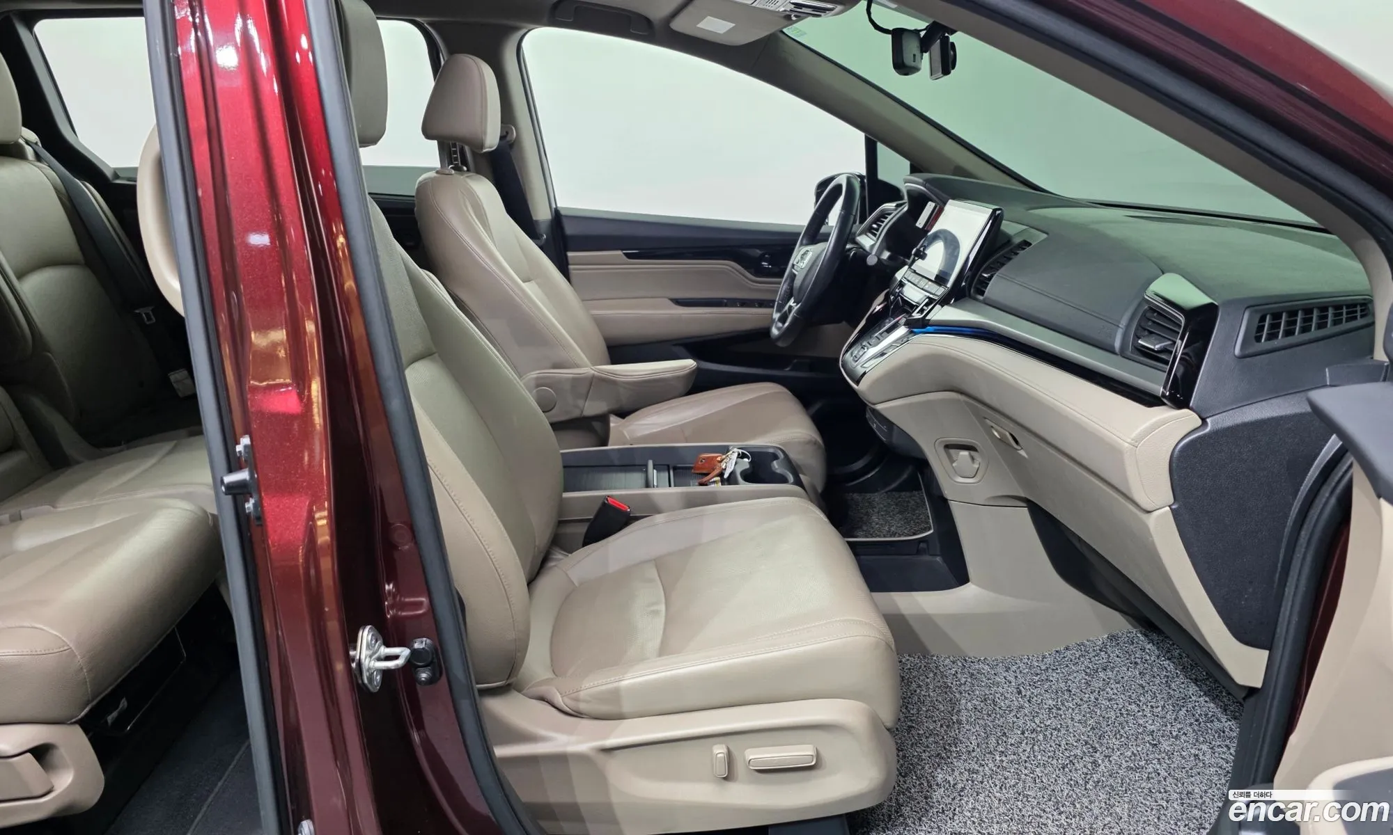 Honda Odyssey 2017 5KBRL6880JB600238 — 10