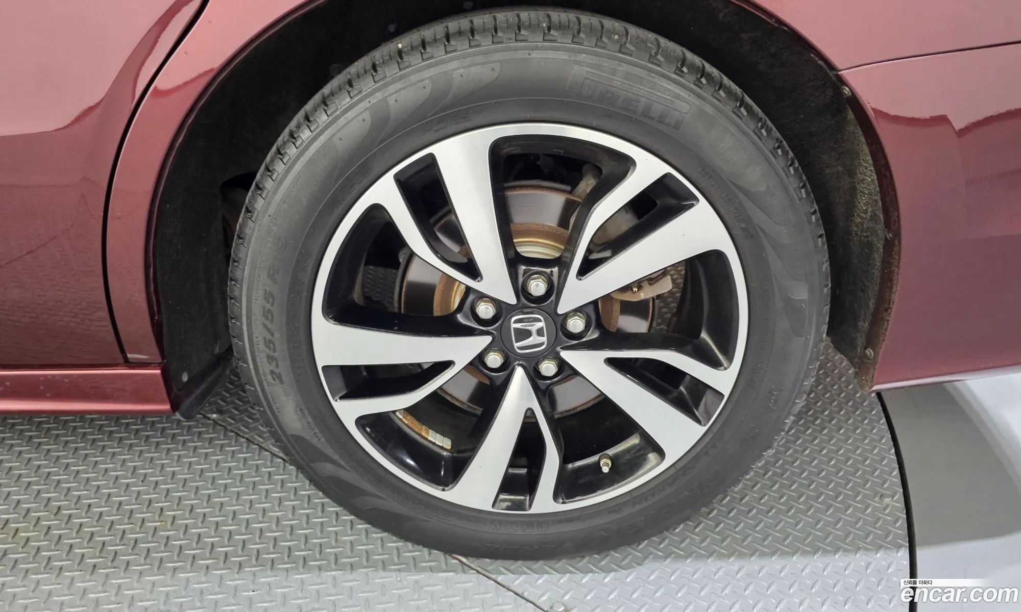 Honda Odyssey 2017 5KBRL6880JB600238 — 36