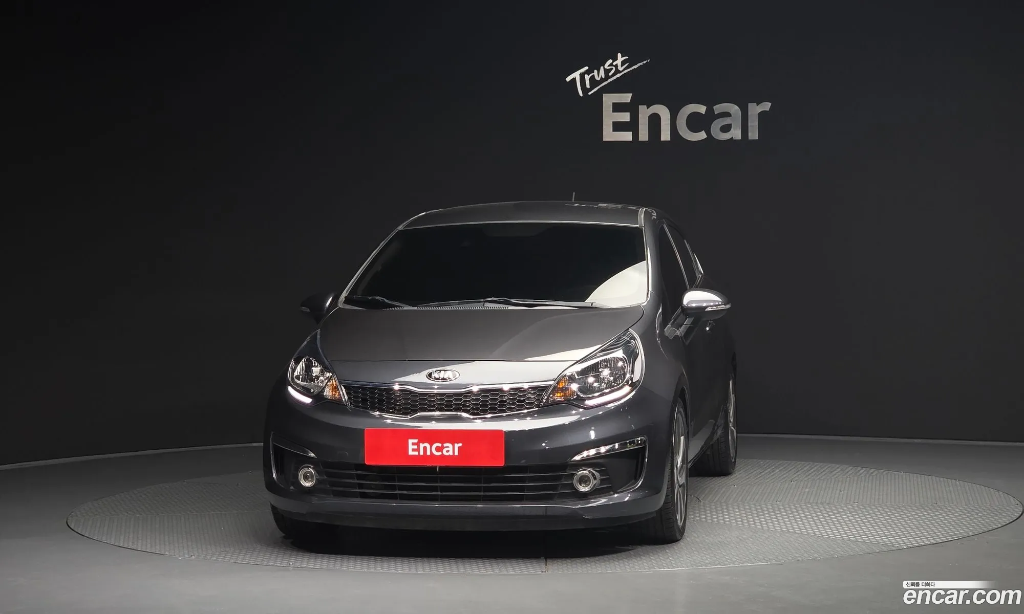 Kia Pride 2015 — 4