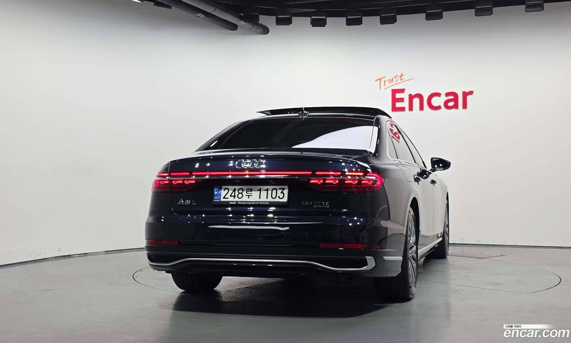 Audi A8 2023 WAUZZZF87PN013143 — 4