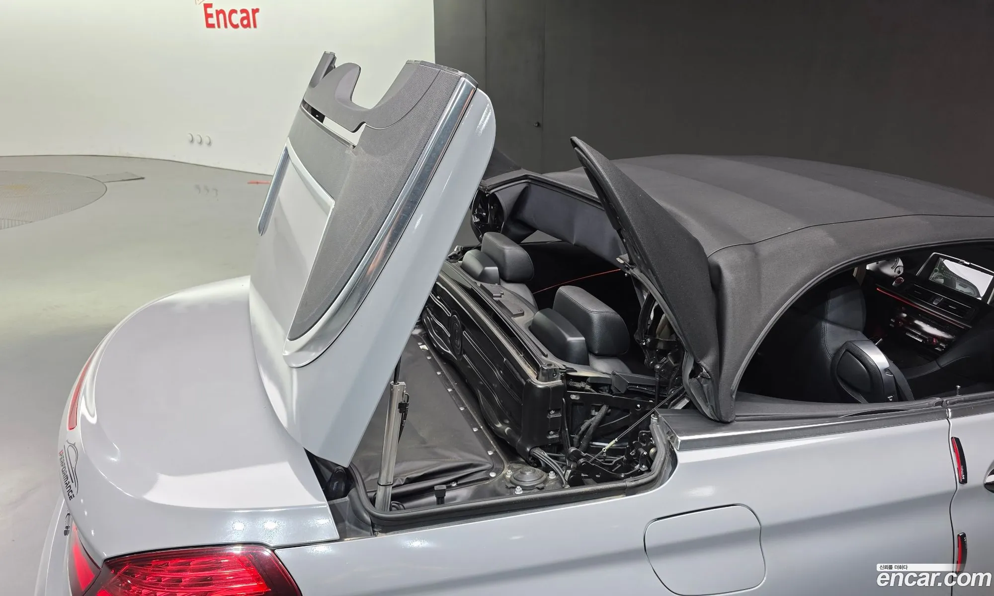 BMW 6 Series 2012 — 17